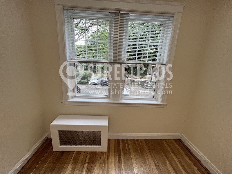 175 Kent St, Brookline