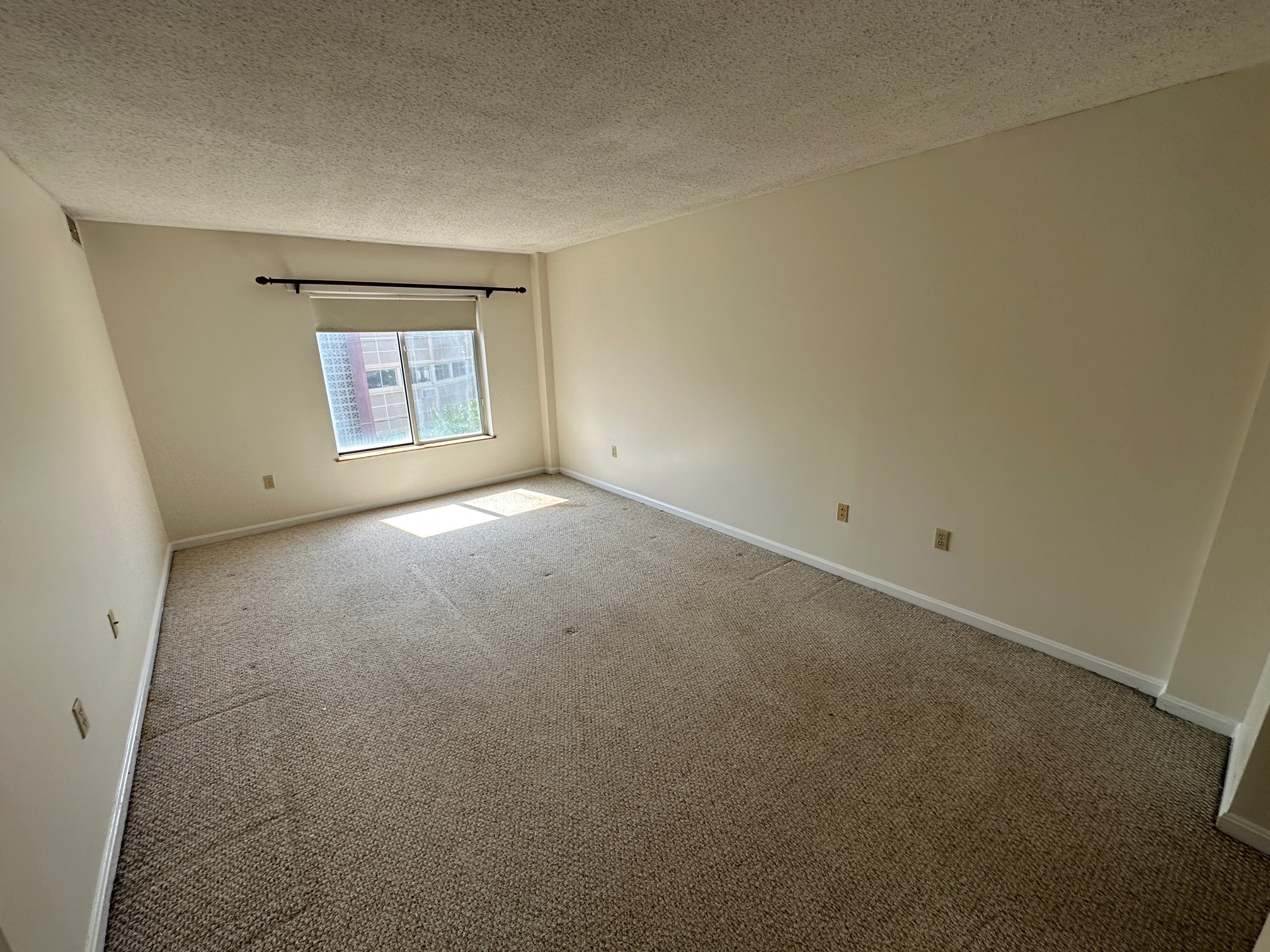 345 Franklin St, Riverside