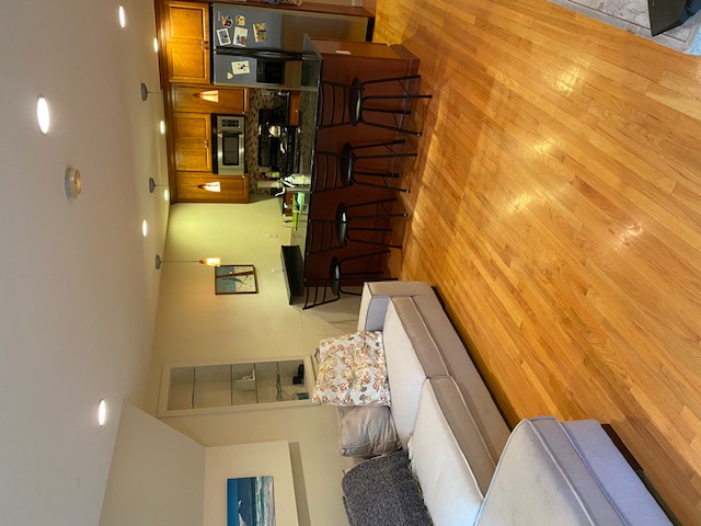 468 Massachusetts Ave, South End