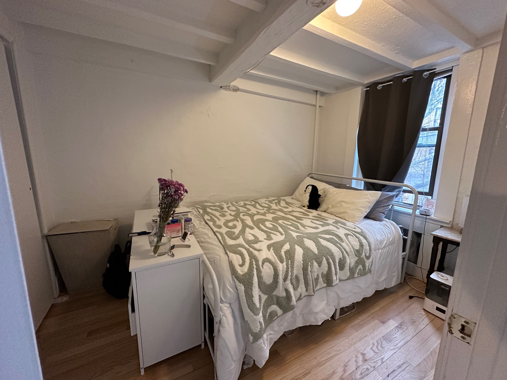 85 Charles St, Beacon Hill