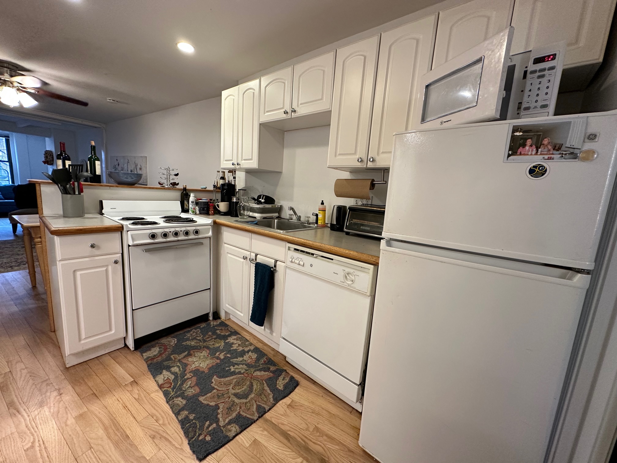 85 Charles St, Beacon Hill