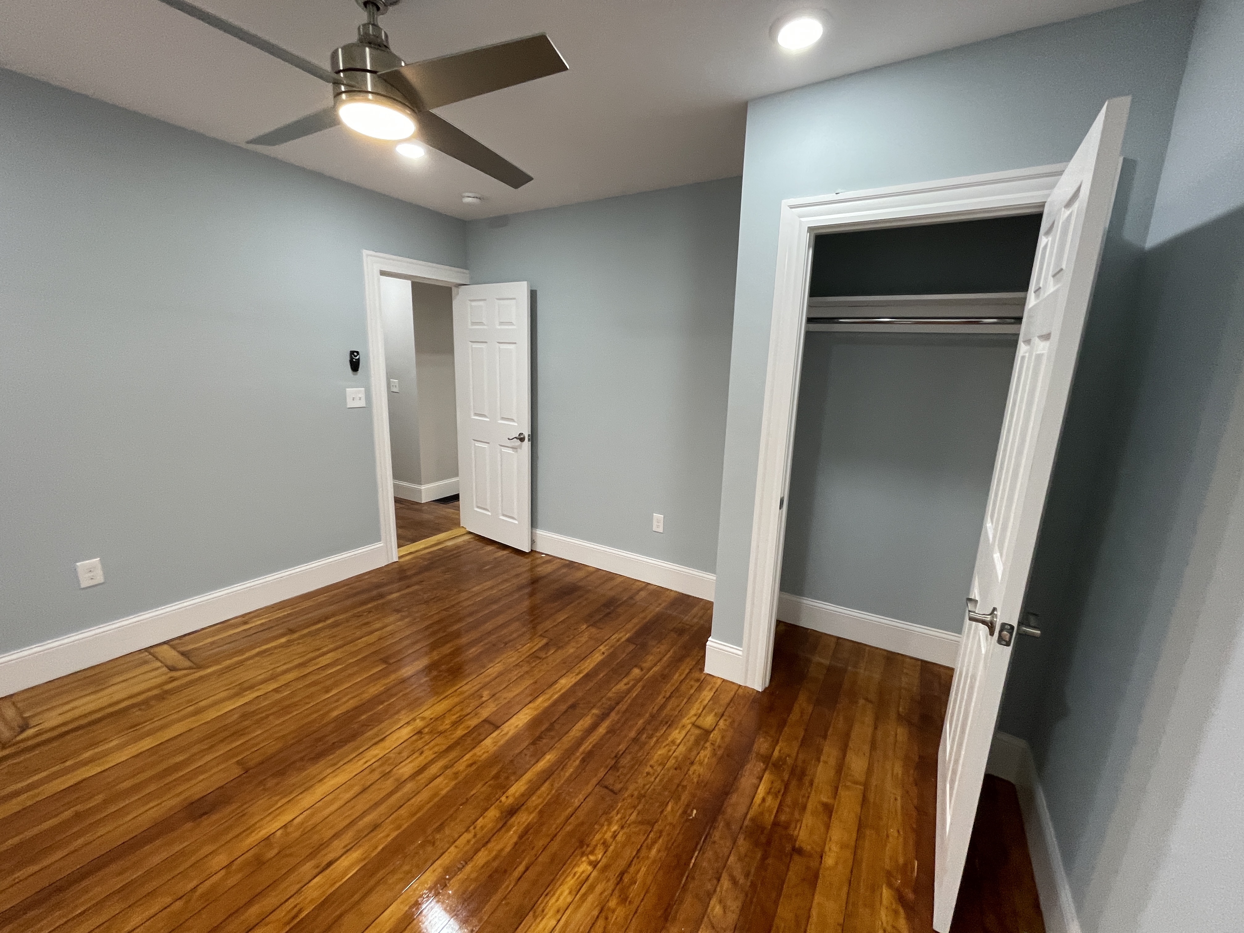 3 Mossland St, Porter Square