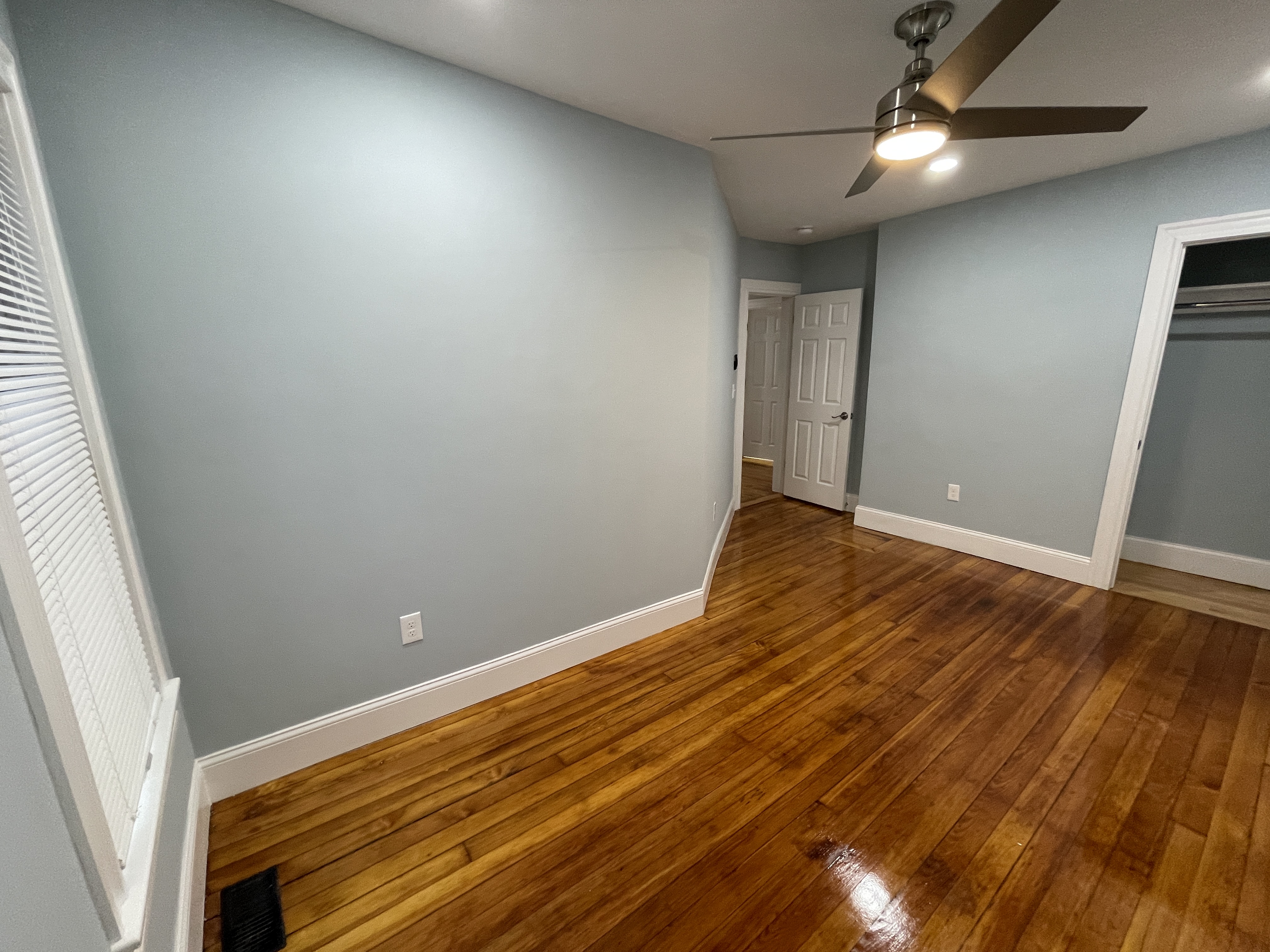 3 Mossland St, Porter Square