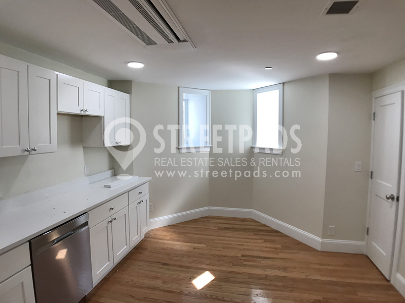 12 Harris St, Coolidge Corner