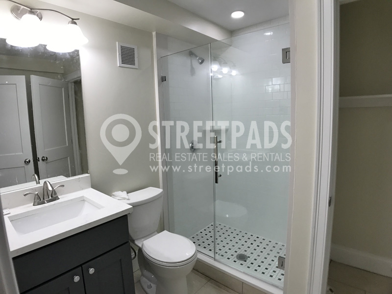 12 Harris St, Coolidge Corner