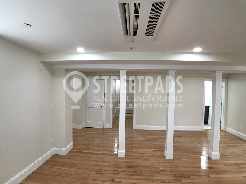 12 Harris St, Coolidge Corner