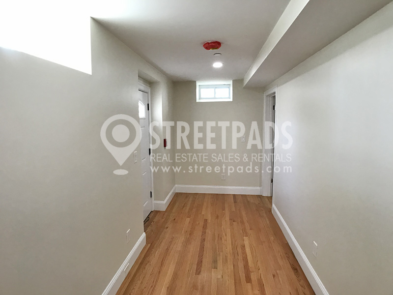 12 Harris St, Coolidge Corner