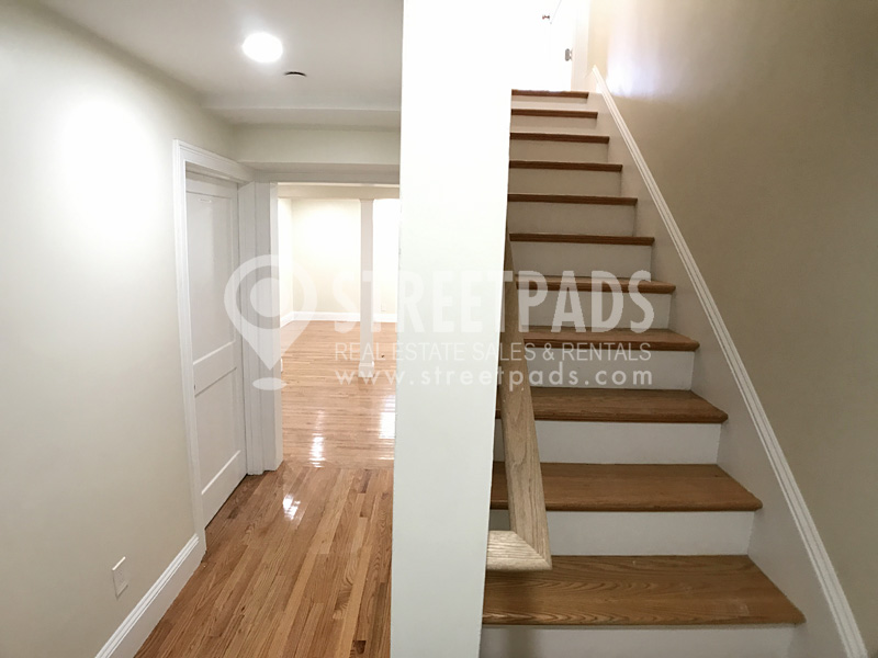 12 Harris St, Coolidge Corner