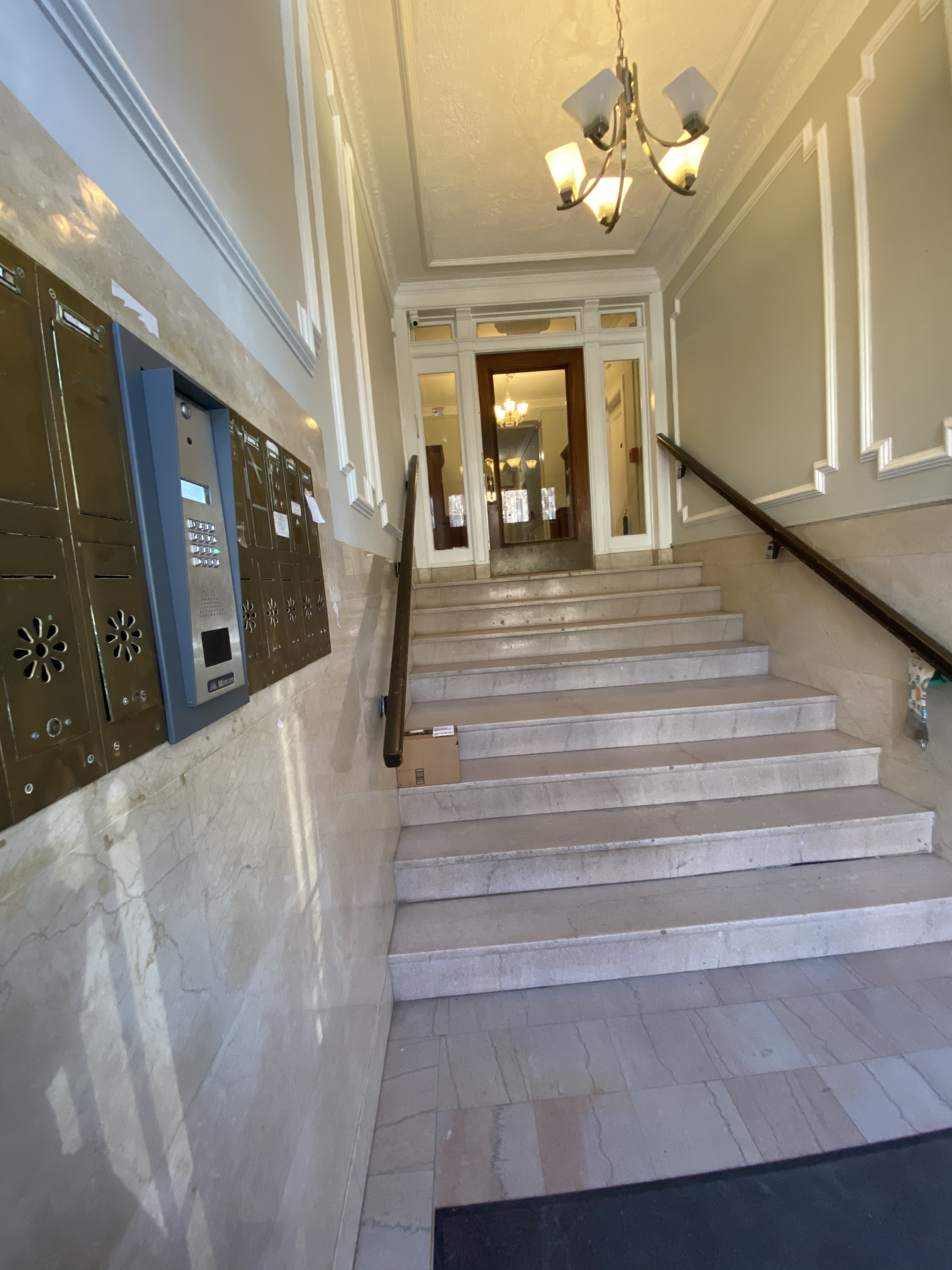 6 Marlborough, Back Bay