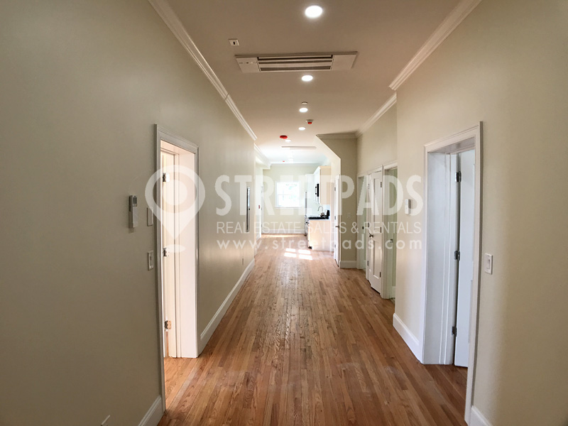 12 Harris St, Coolidge Corner