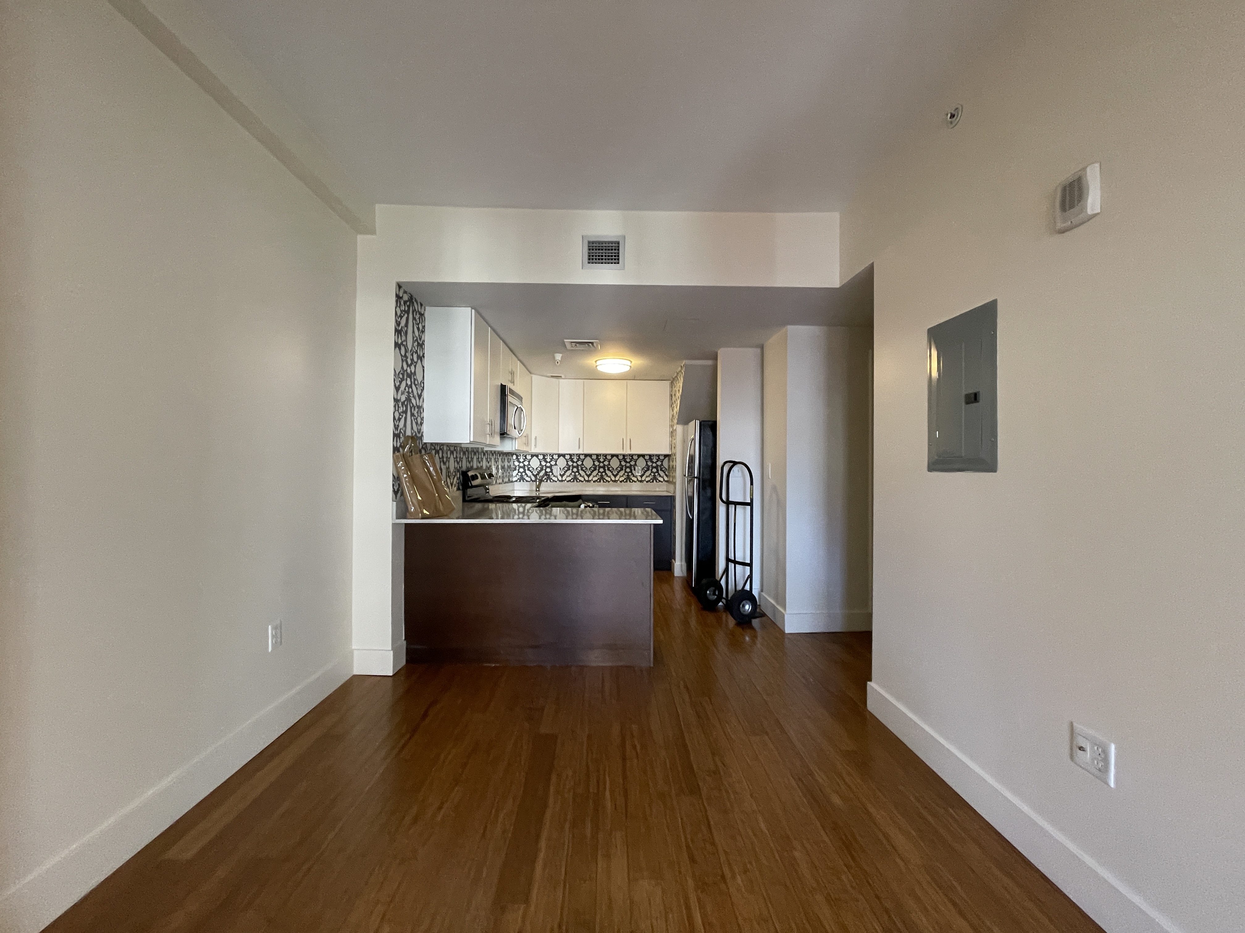 8 Winter St, Chinatown