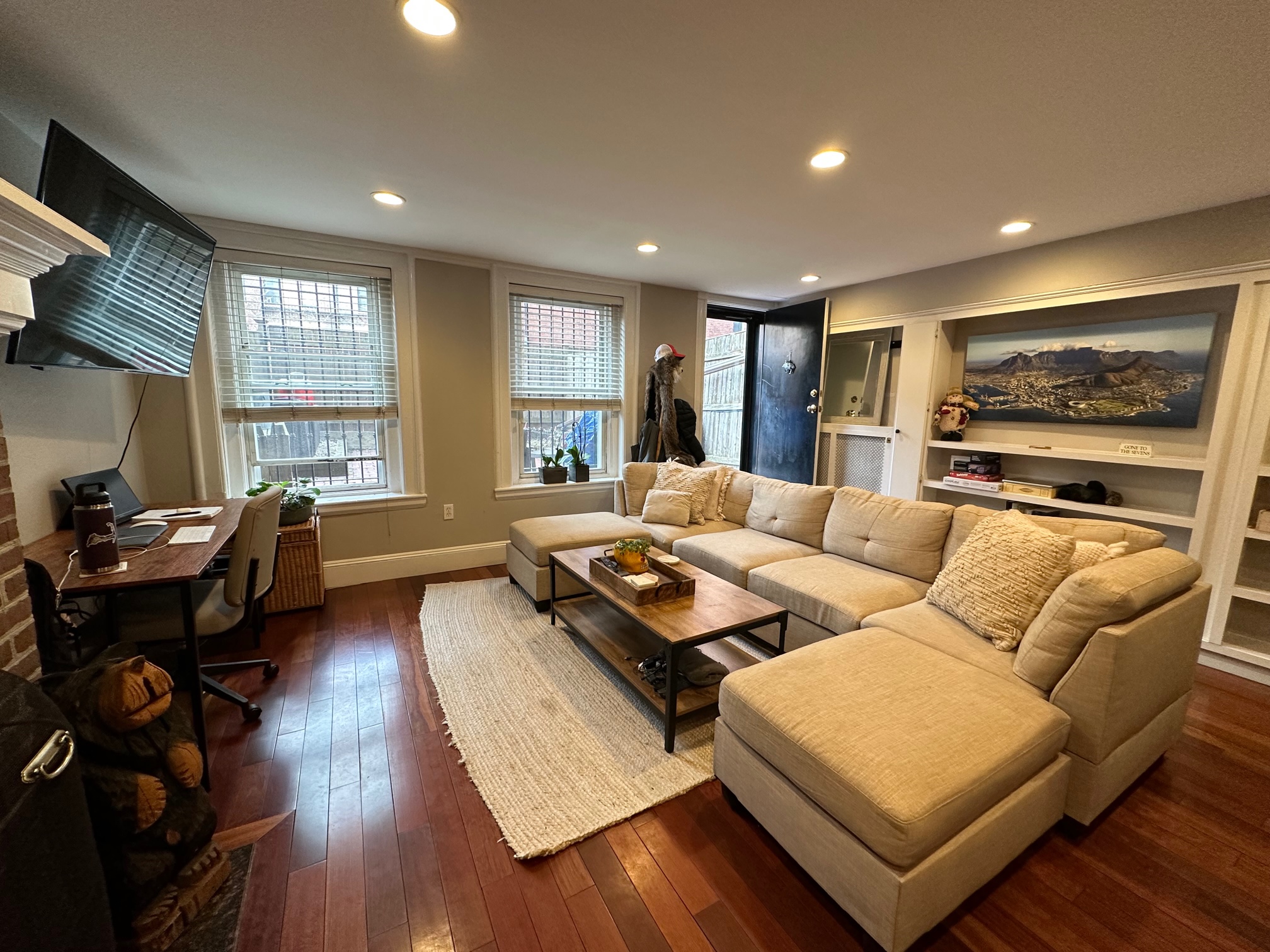 18 Mount Vernon Sq, Beacon Hill