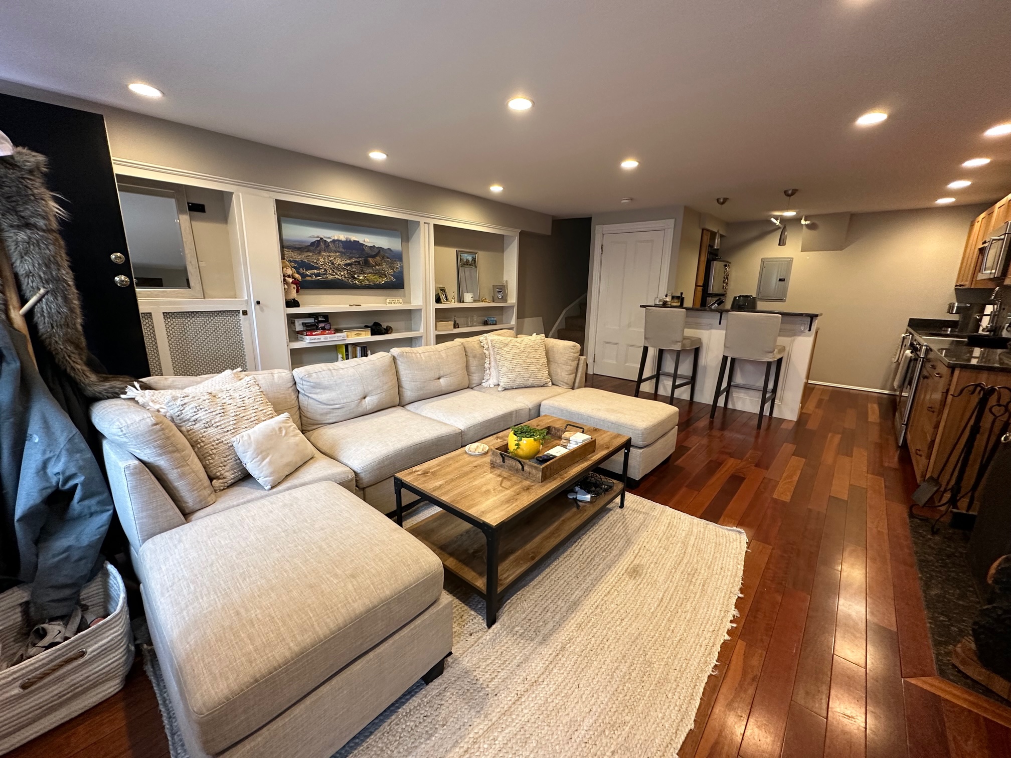 18 Mount Vernon Sq, Beacon Hill