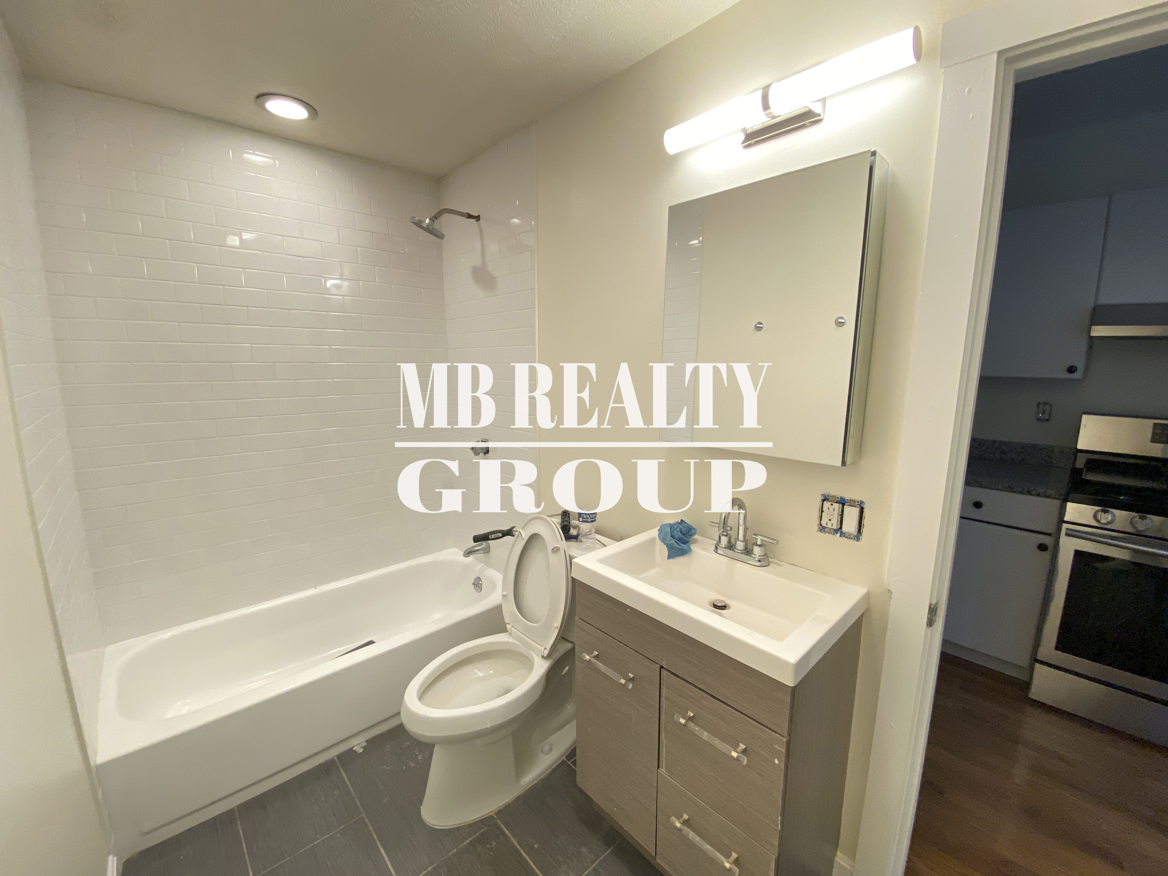 523 East 3rd St, South Boston