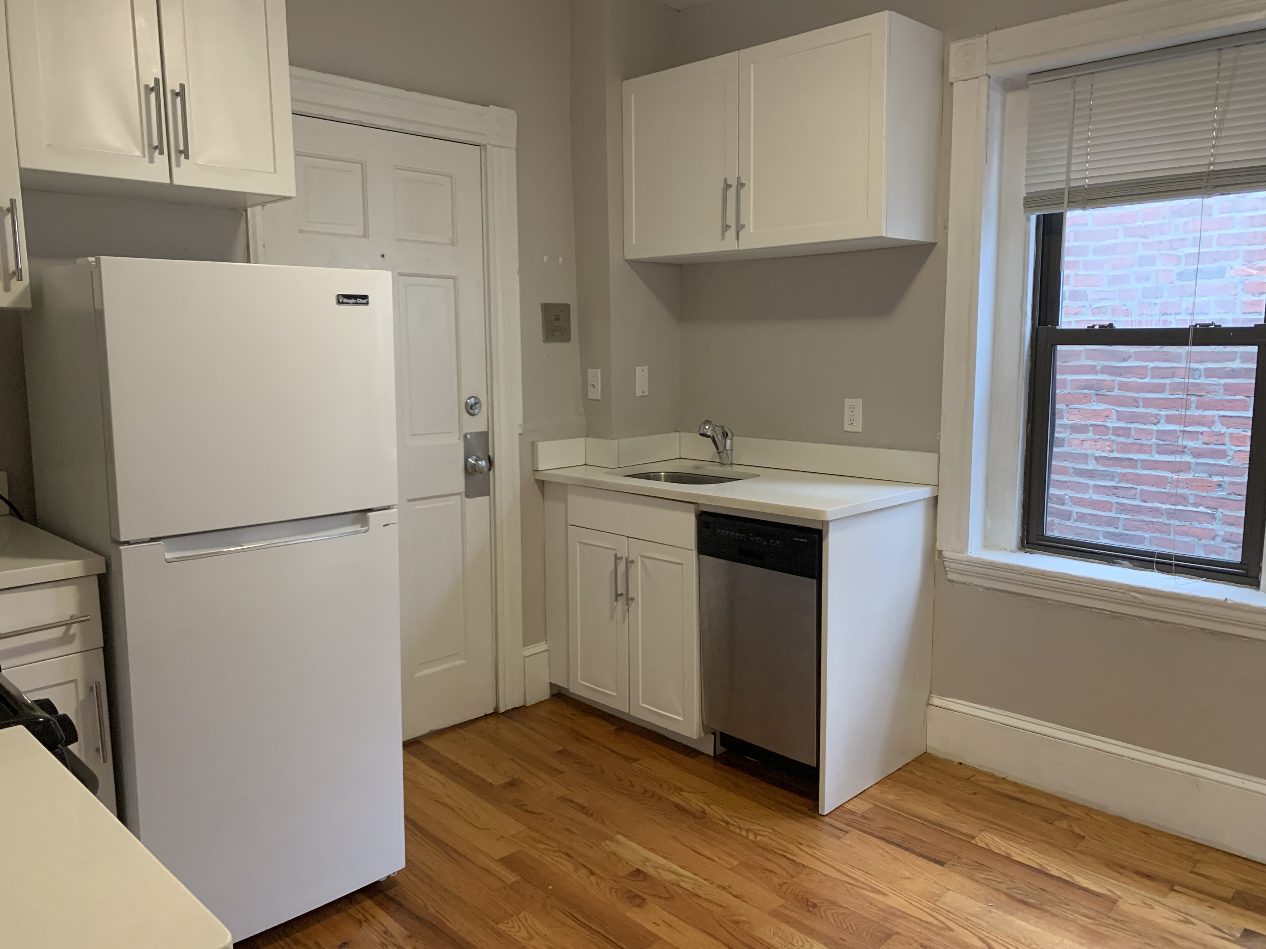 10 Wiget St, North End