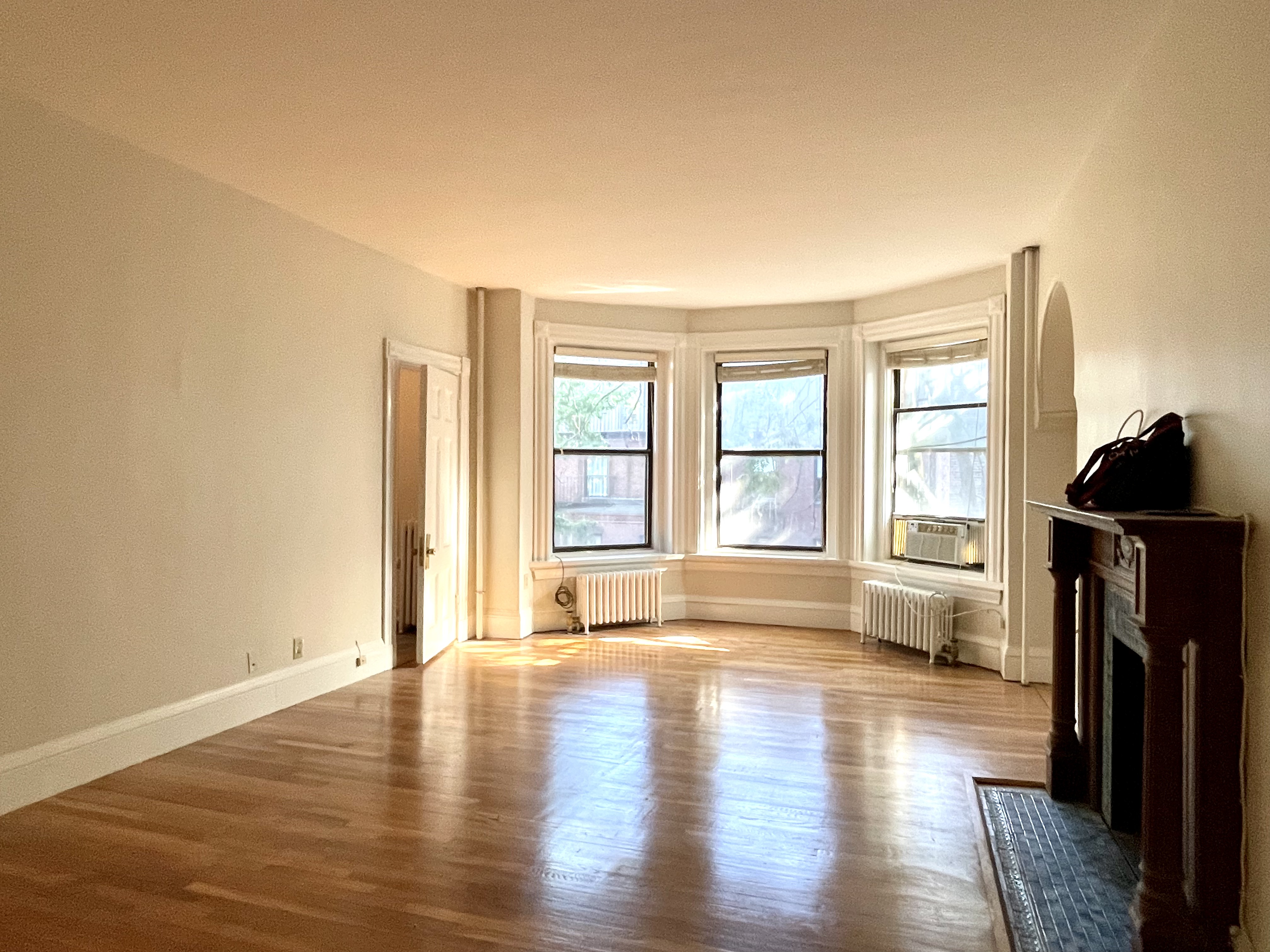 475 Beacon St, Back Bay