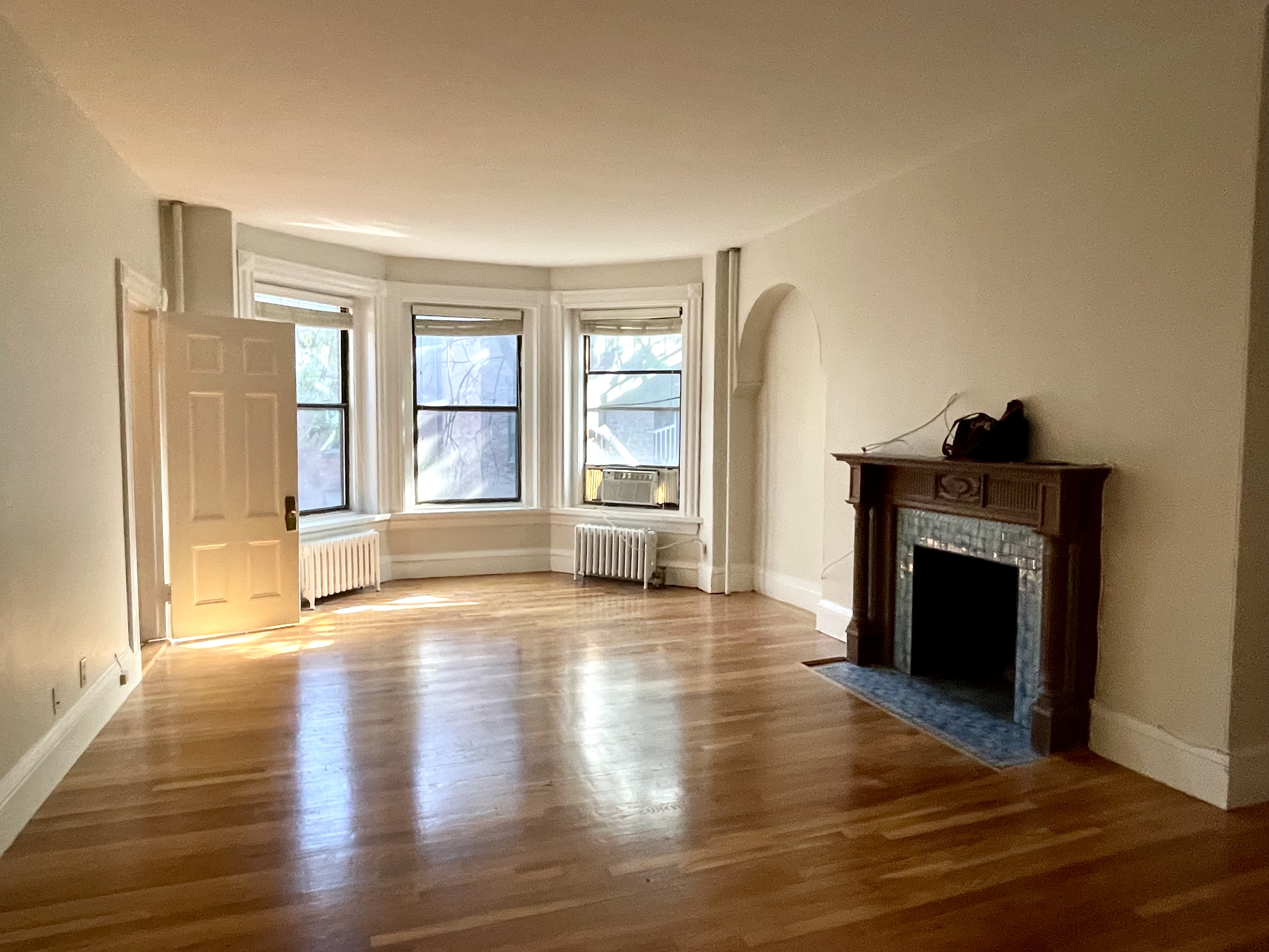 475 Beacon St, Back Bay