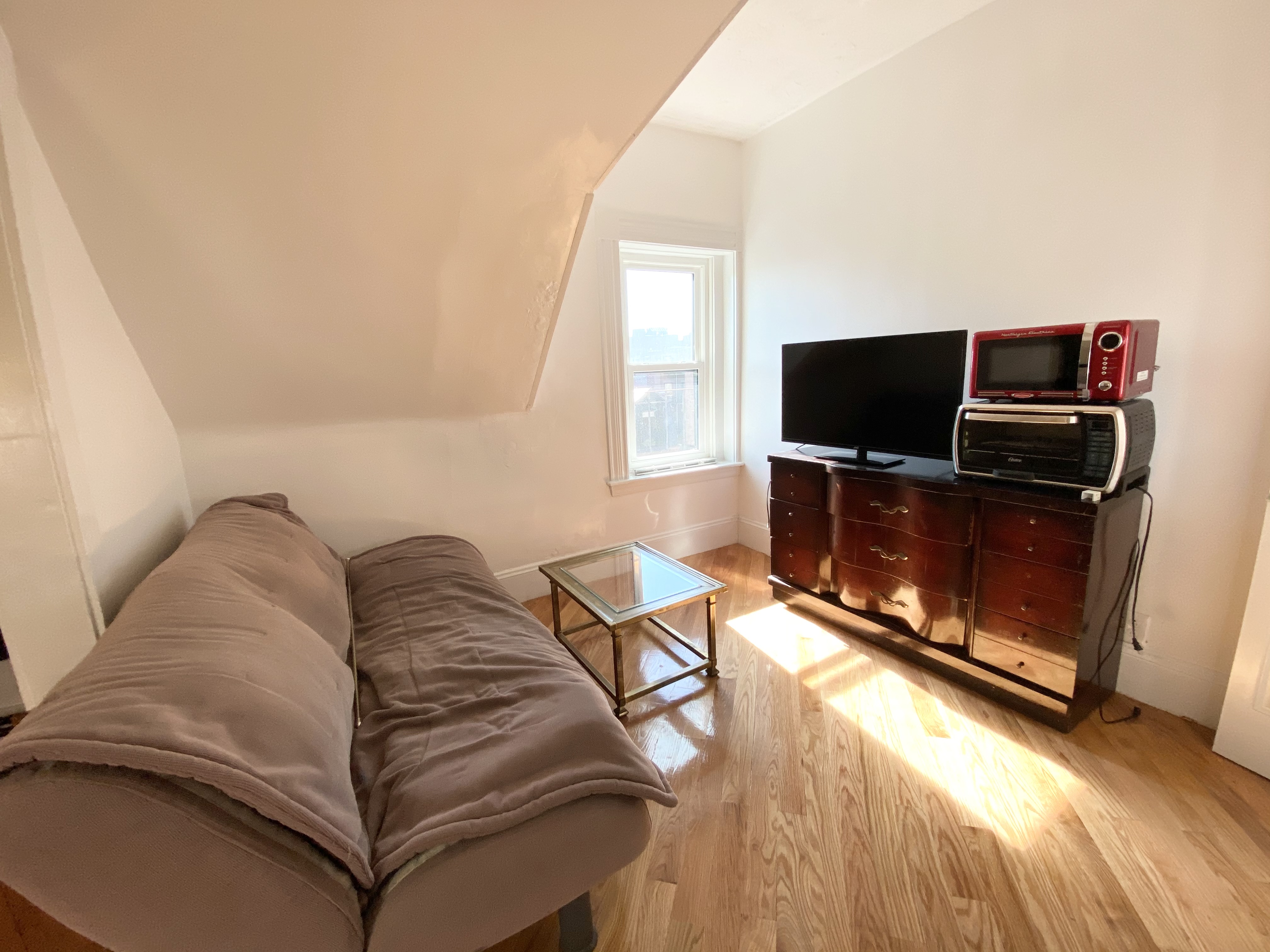 50 Hereford St, Back Bay