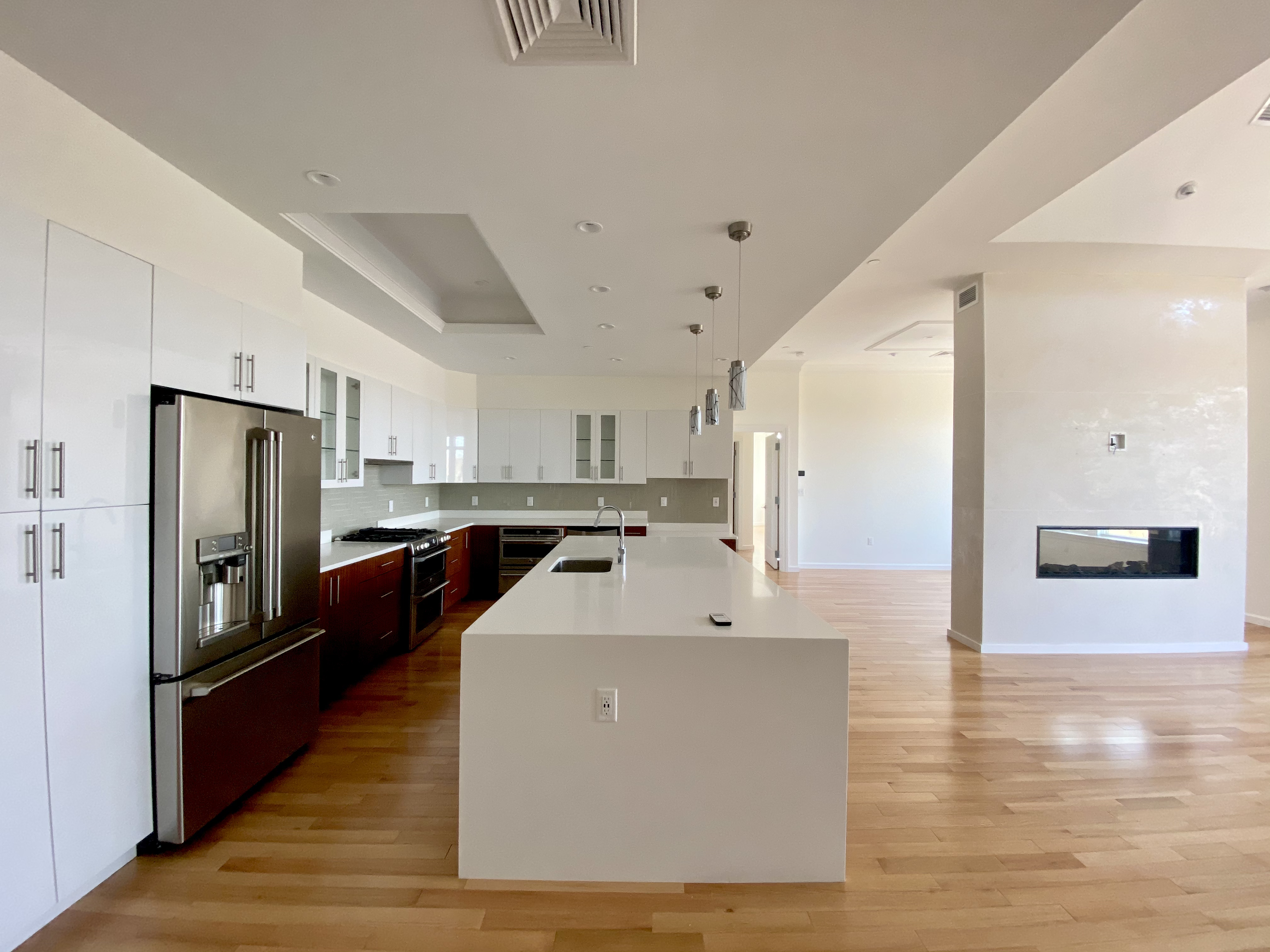 200 Estate Dr, Chestnut Hill