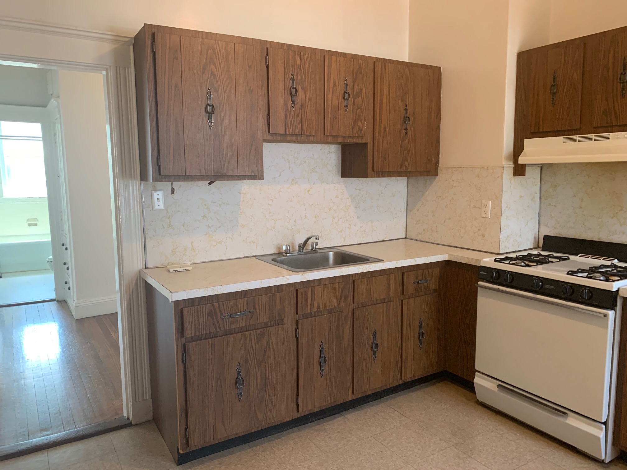 85 Winchester St, Coolidge Corner