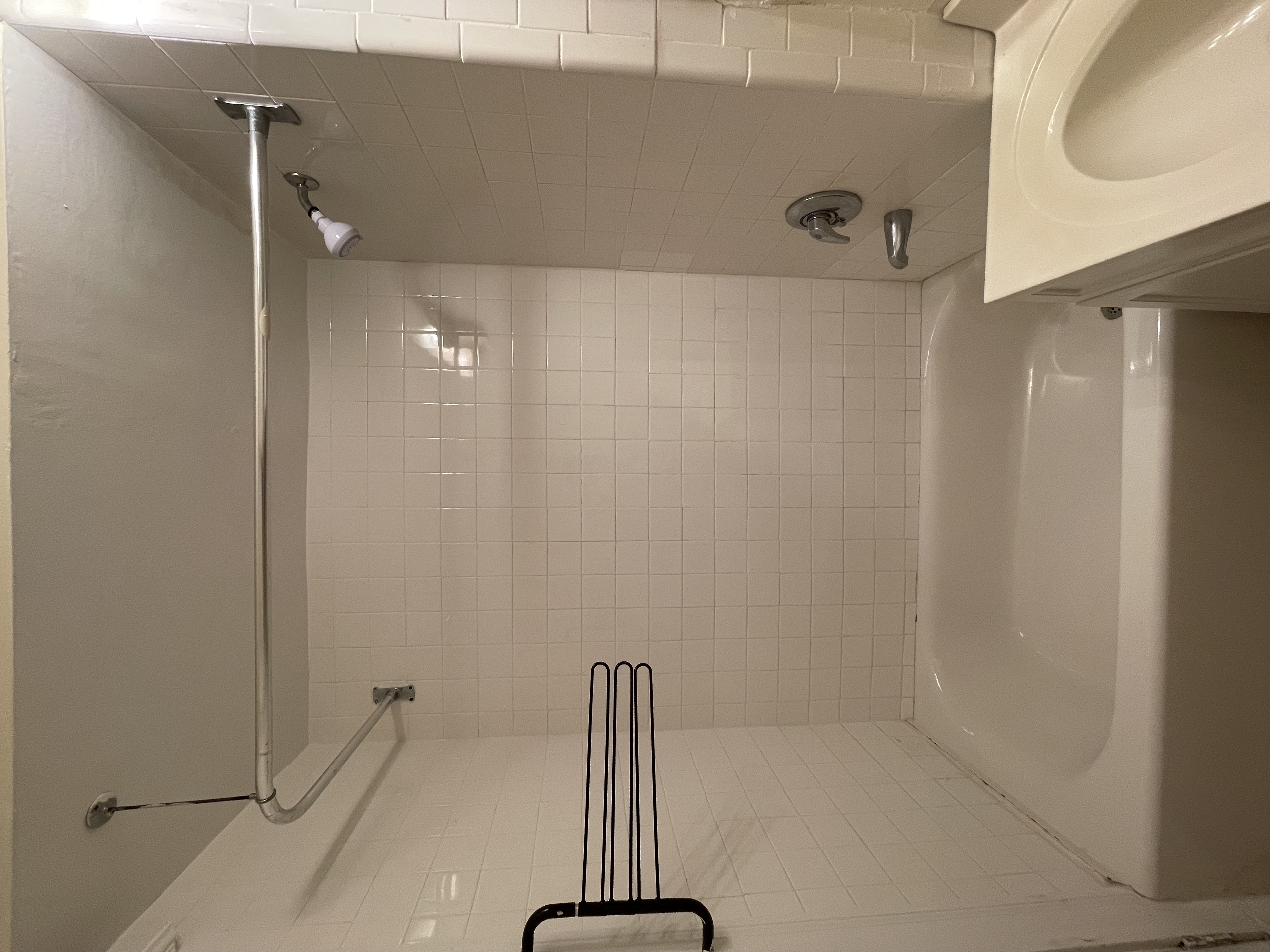 9 Barrows St, Allston