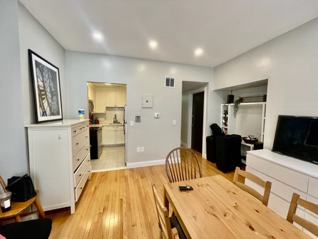 109 Fulton St, North End