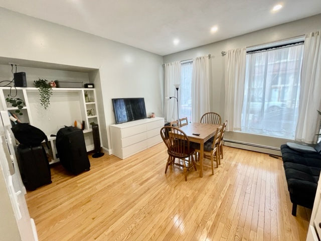 109 Fulton St, North End