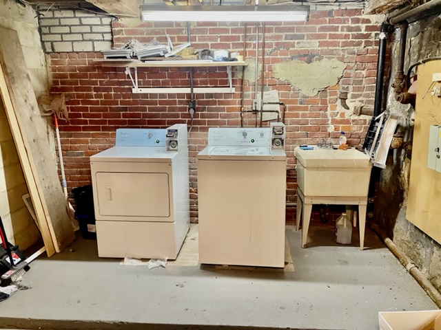 109 Fulton St, North End