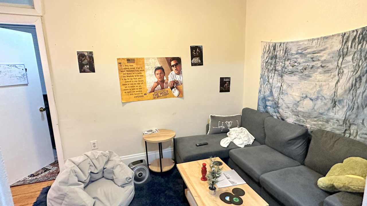 17 Aberdeen St, Fenway