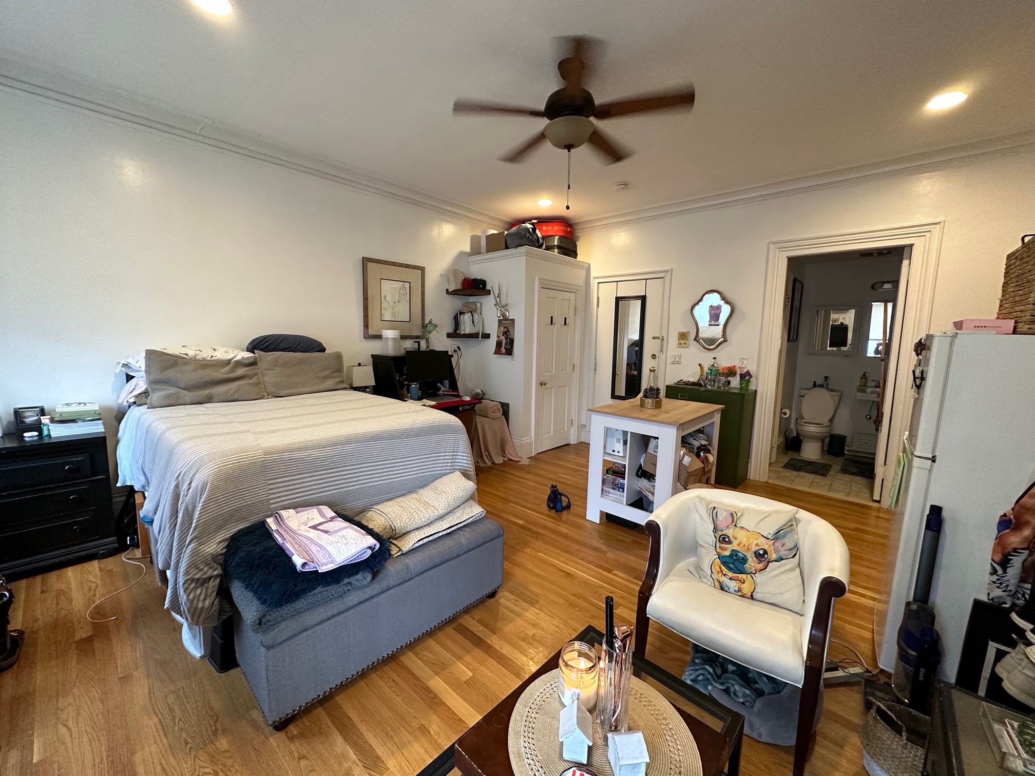 98 Charles St, Beacon Hill