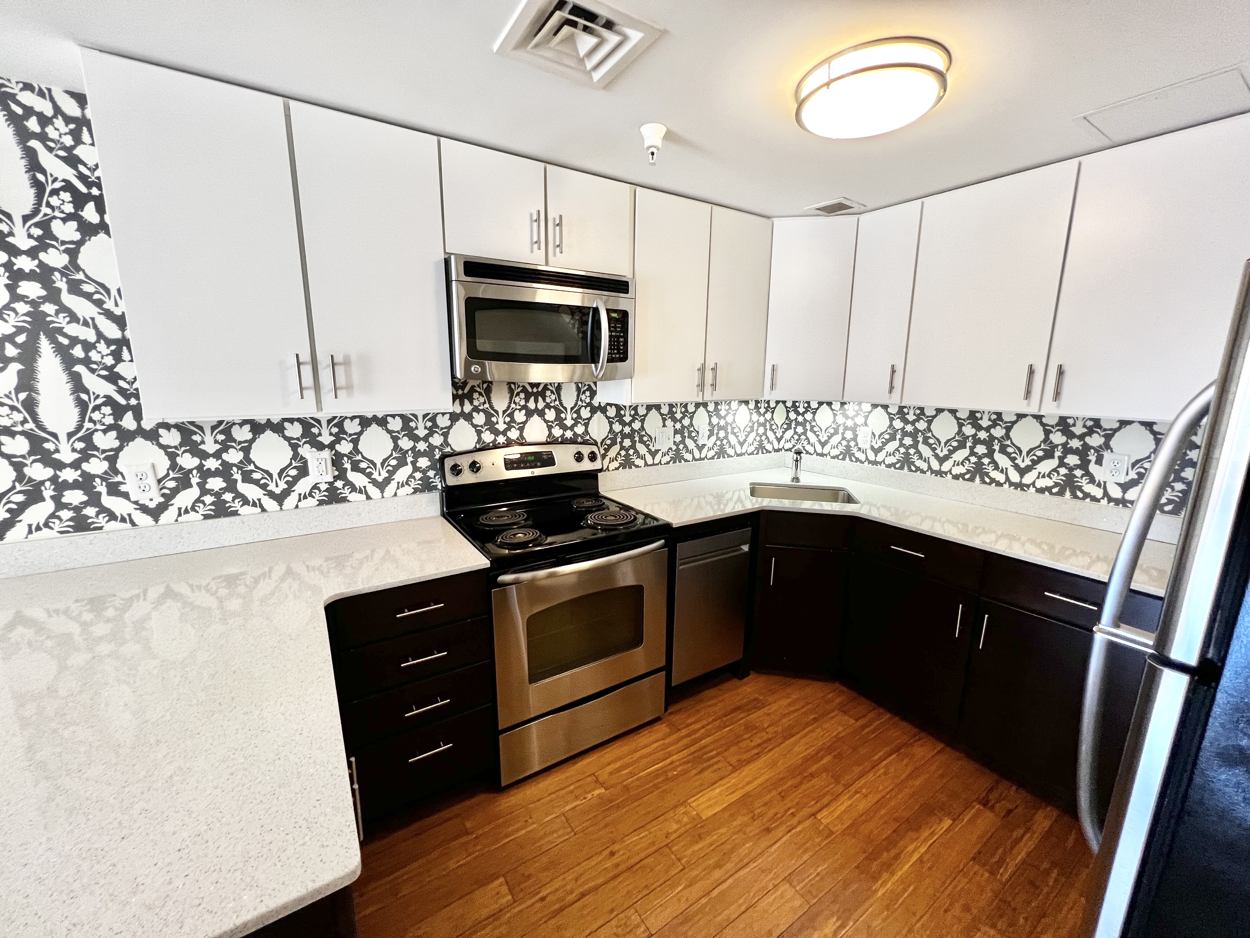 10 Winter Pl, Midtown