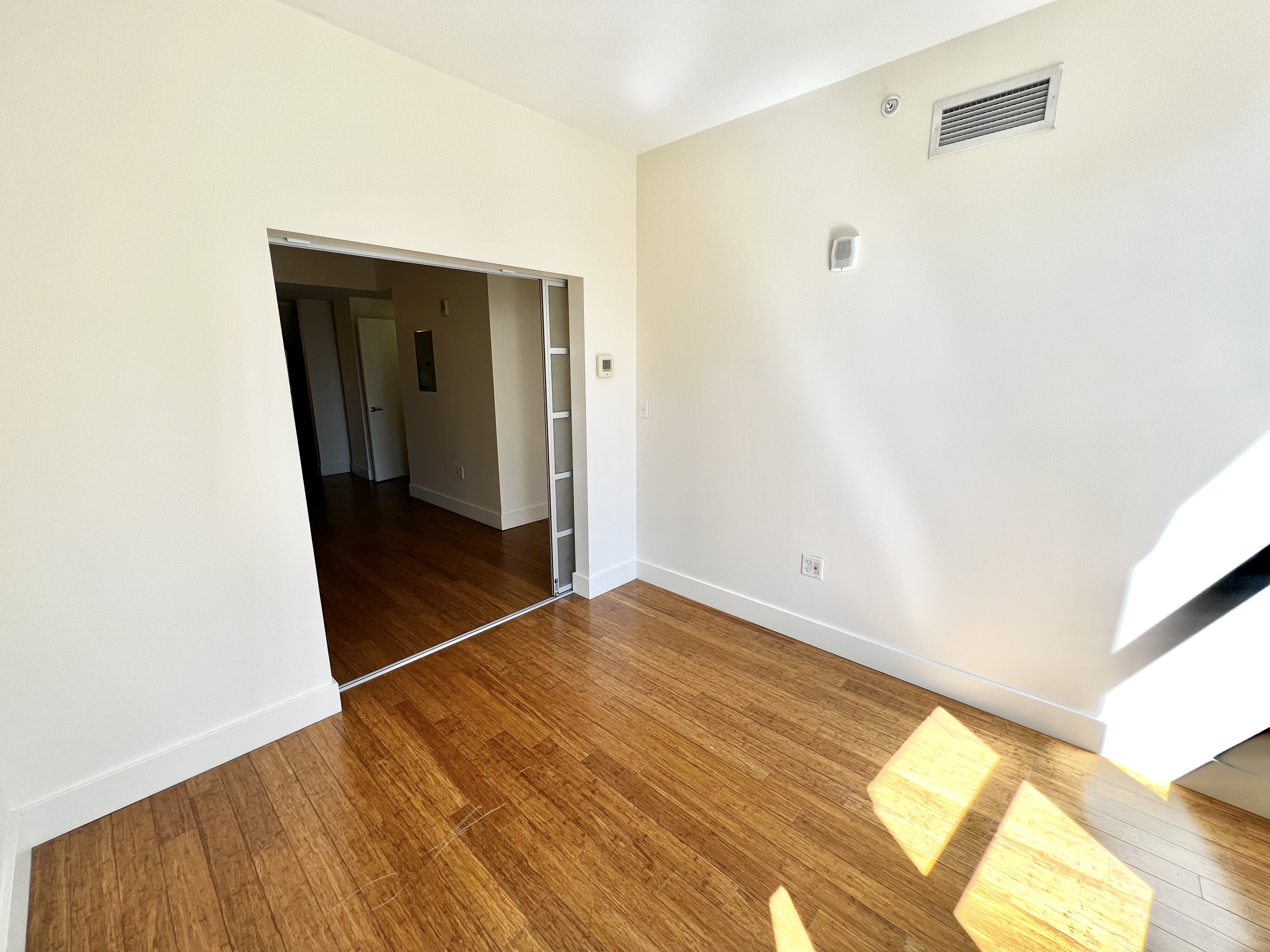 10 Winter Pl, Midtown