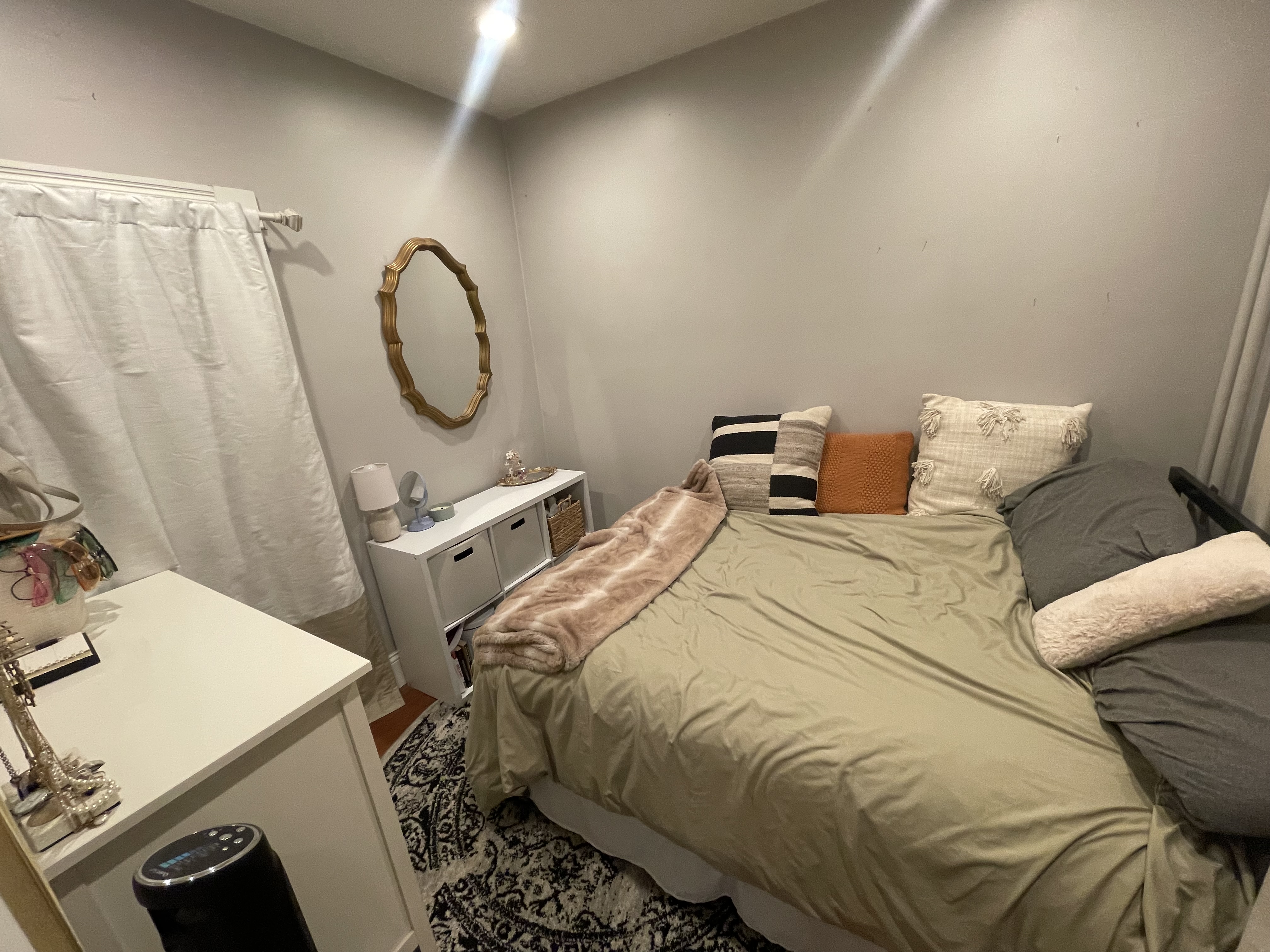 895 East Broadway, South Boston