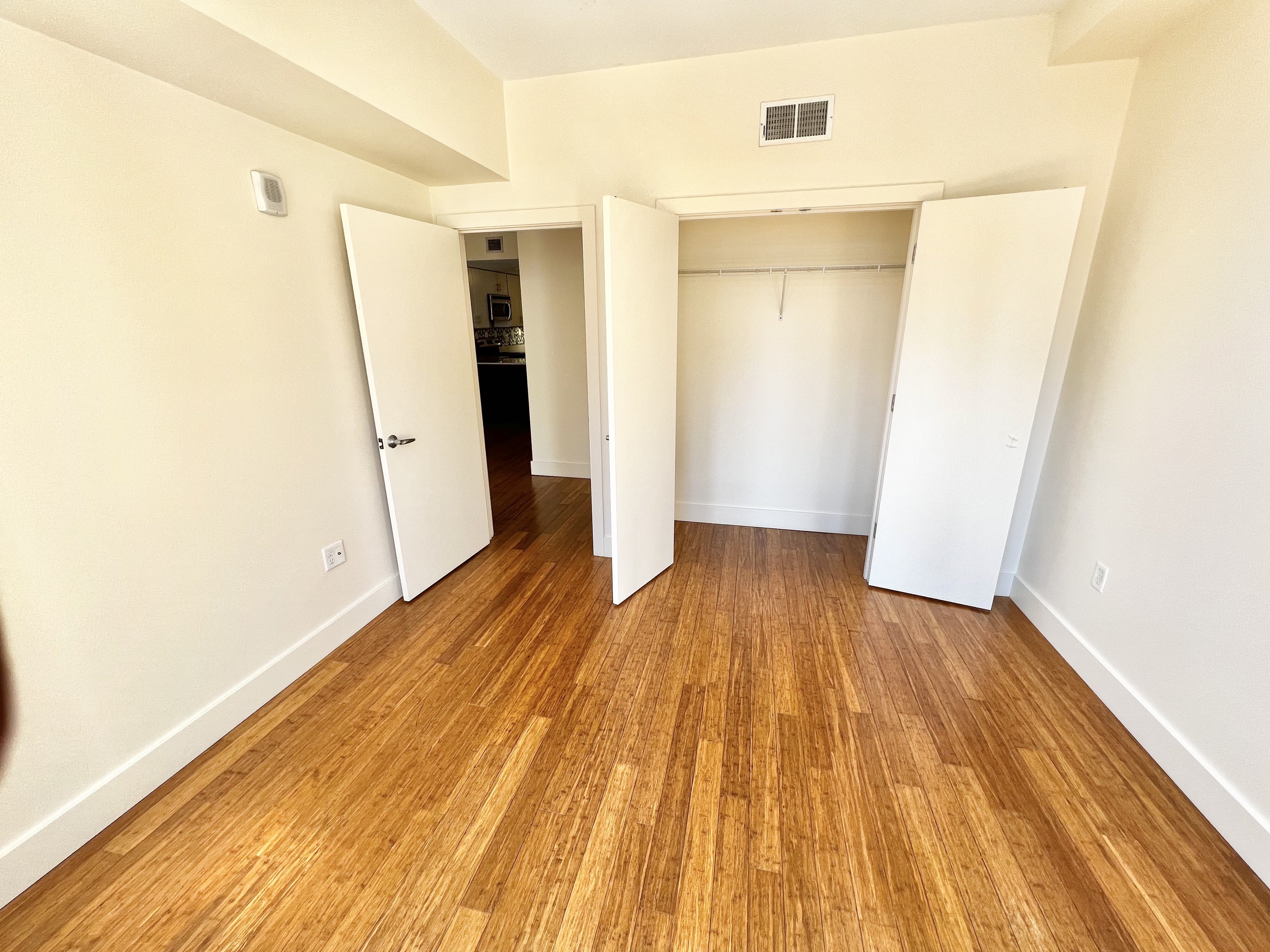 10 Winter Pl, Midtown