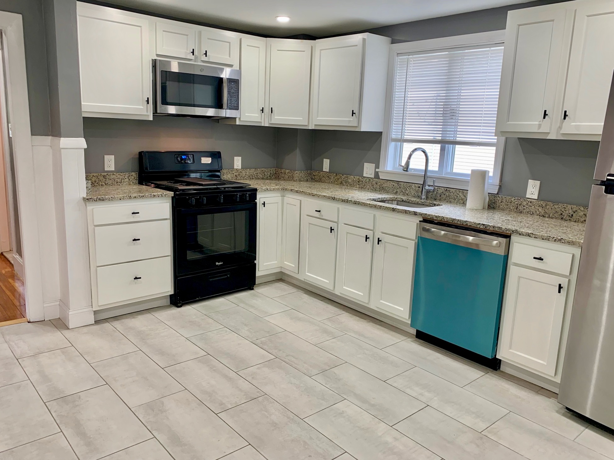 54 Madison Ave, Everett