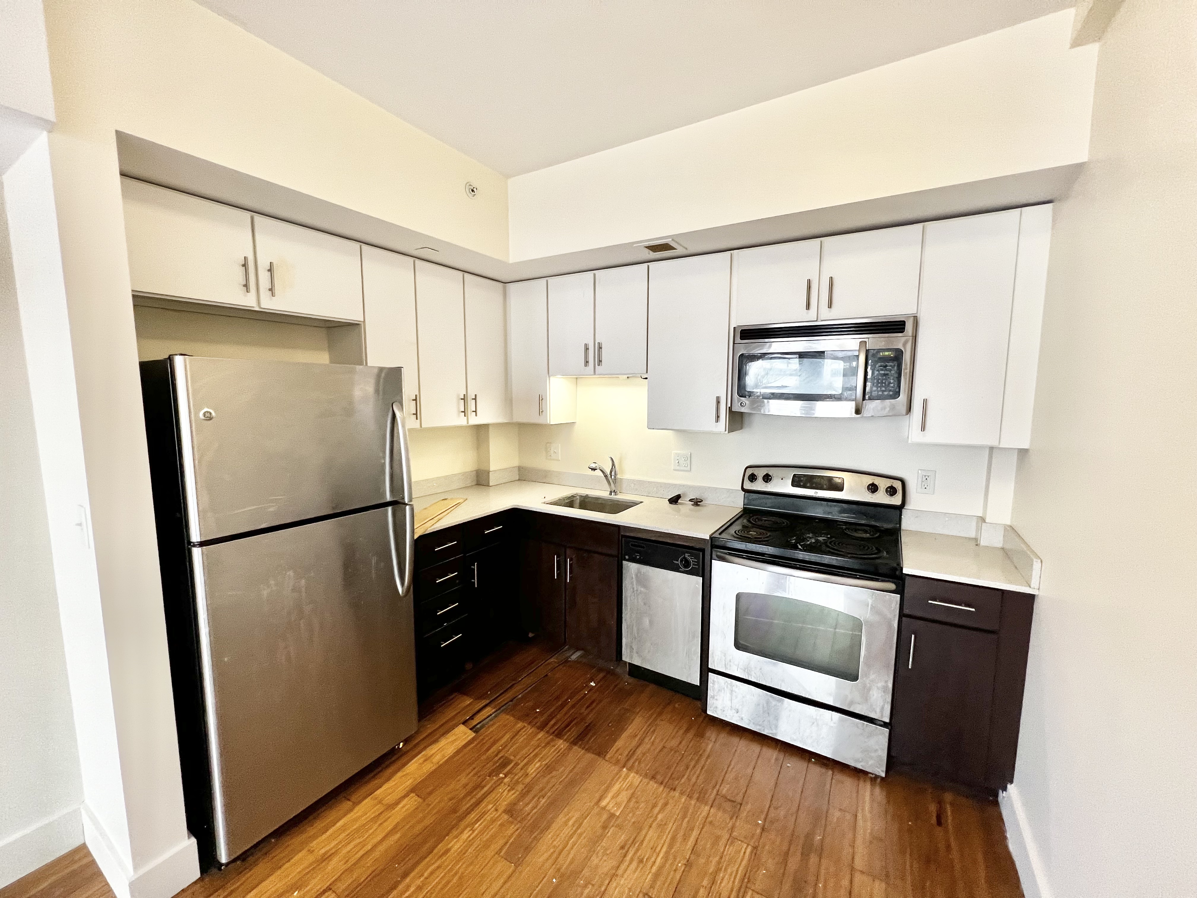 10 Winter Pl, Downtown