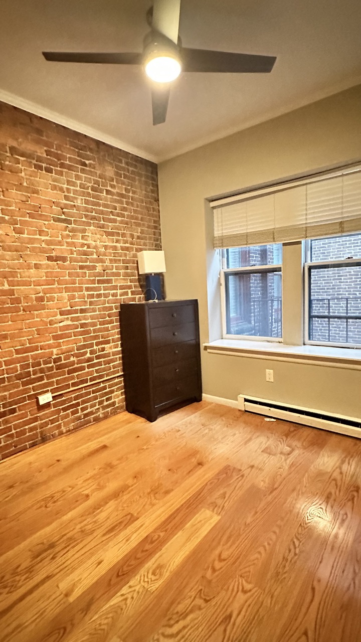 17 Garrison St, Back Bay