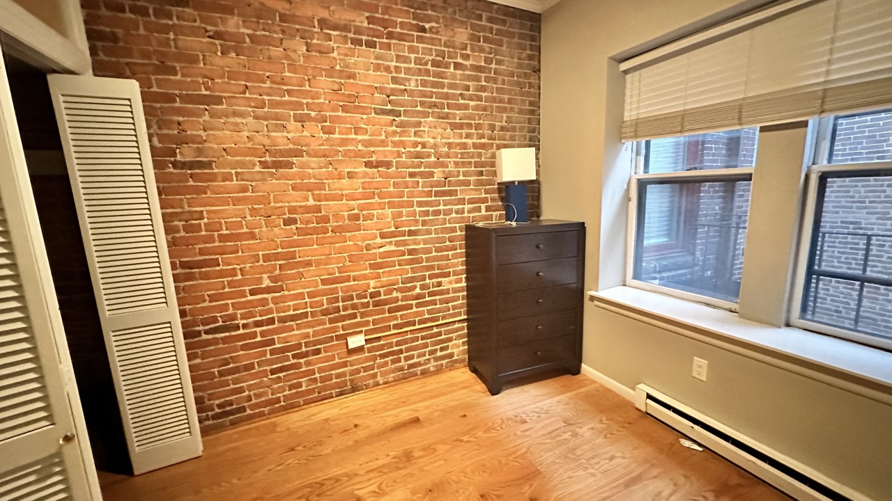 17 Garrison St, Back Bay