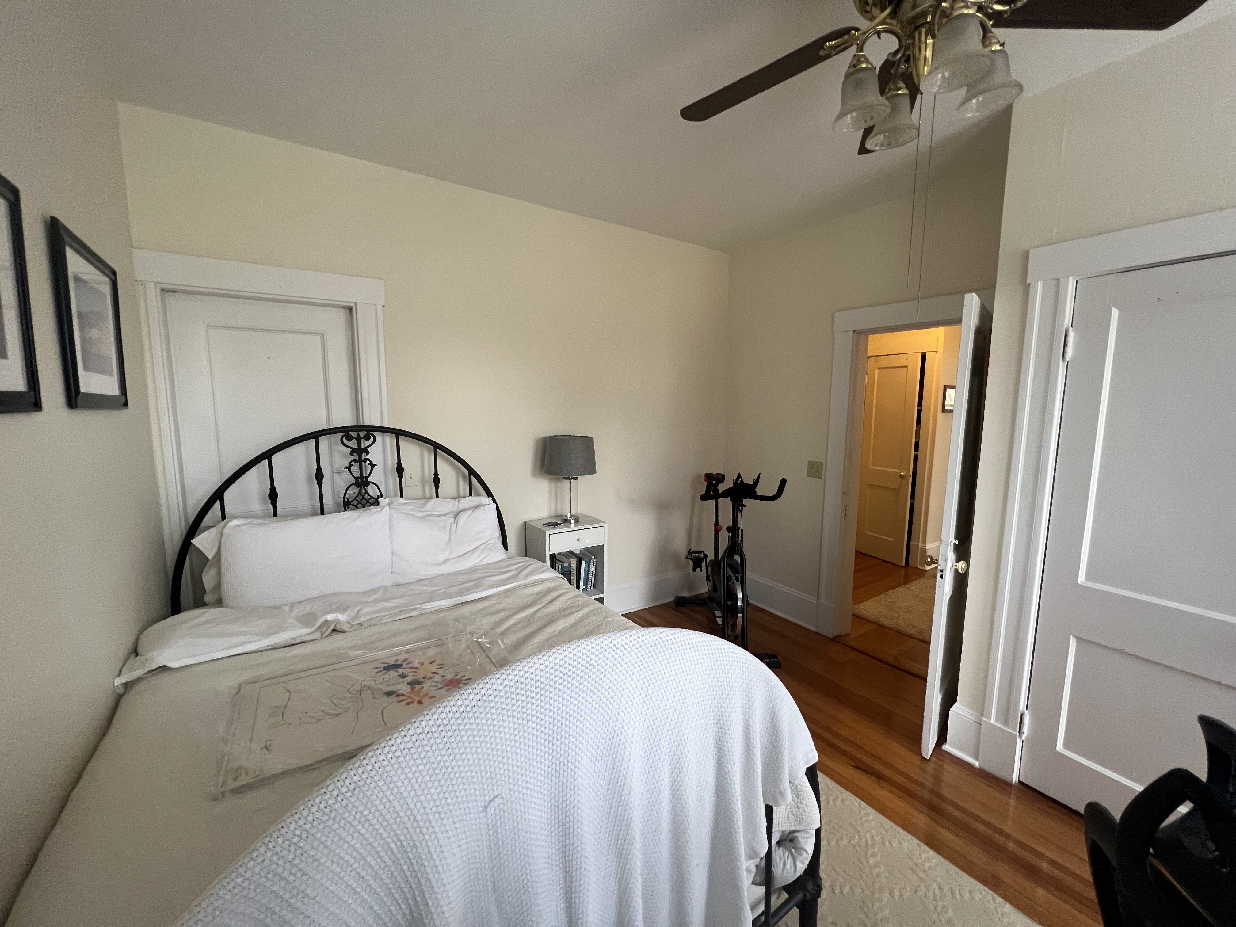 283 Saint Paul St, Longwood