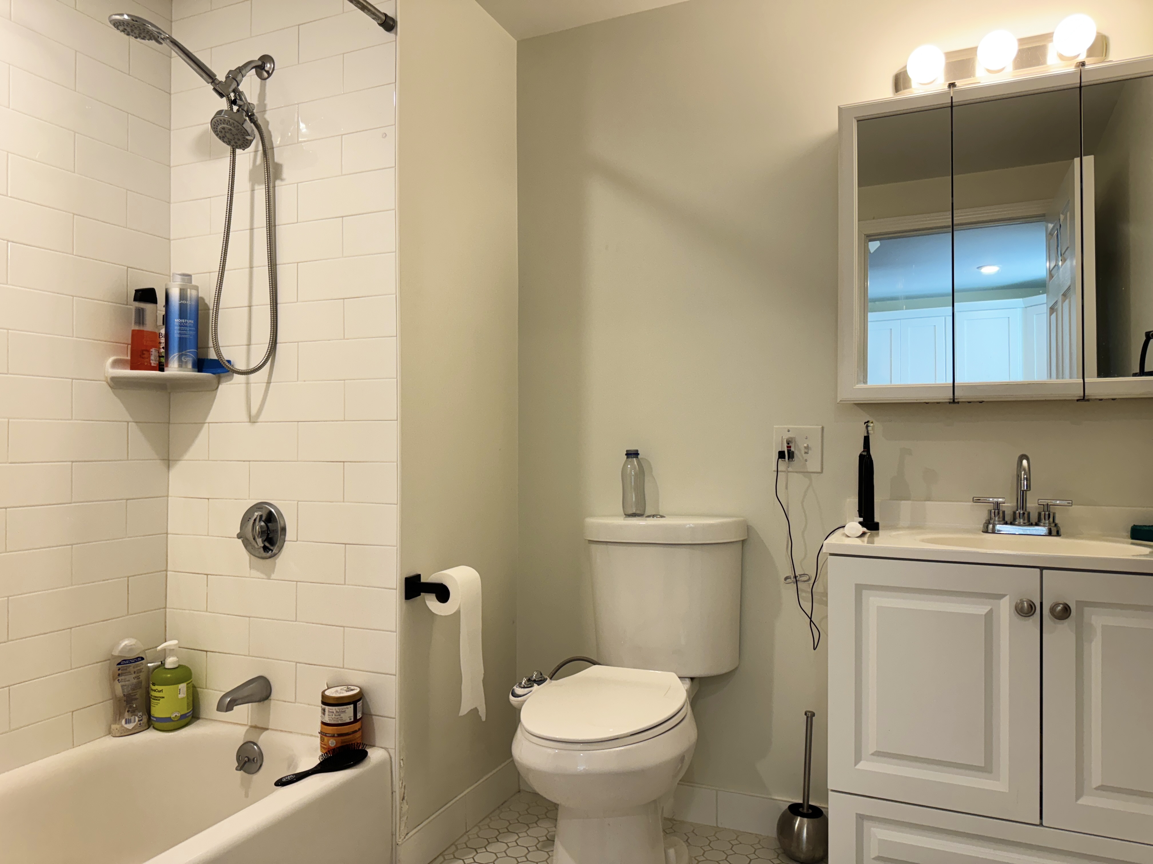 297 Meridian St, Eagle Hill