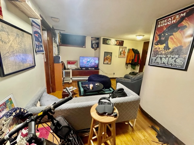 8 Margaret St, North End