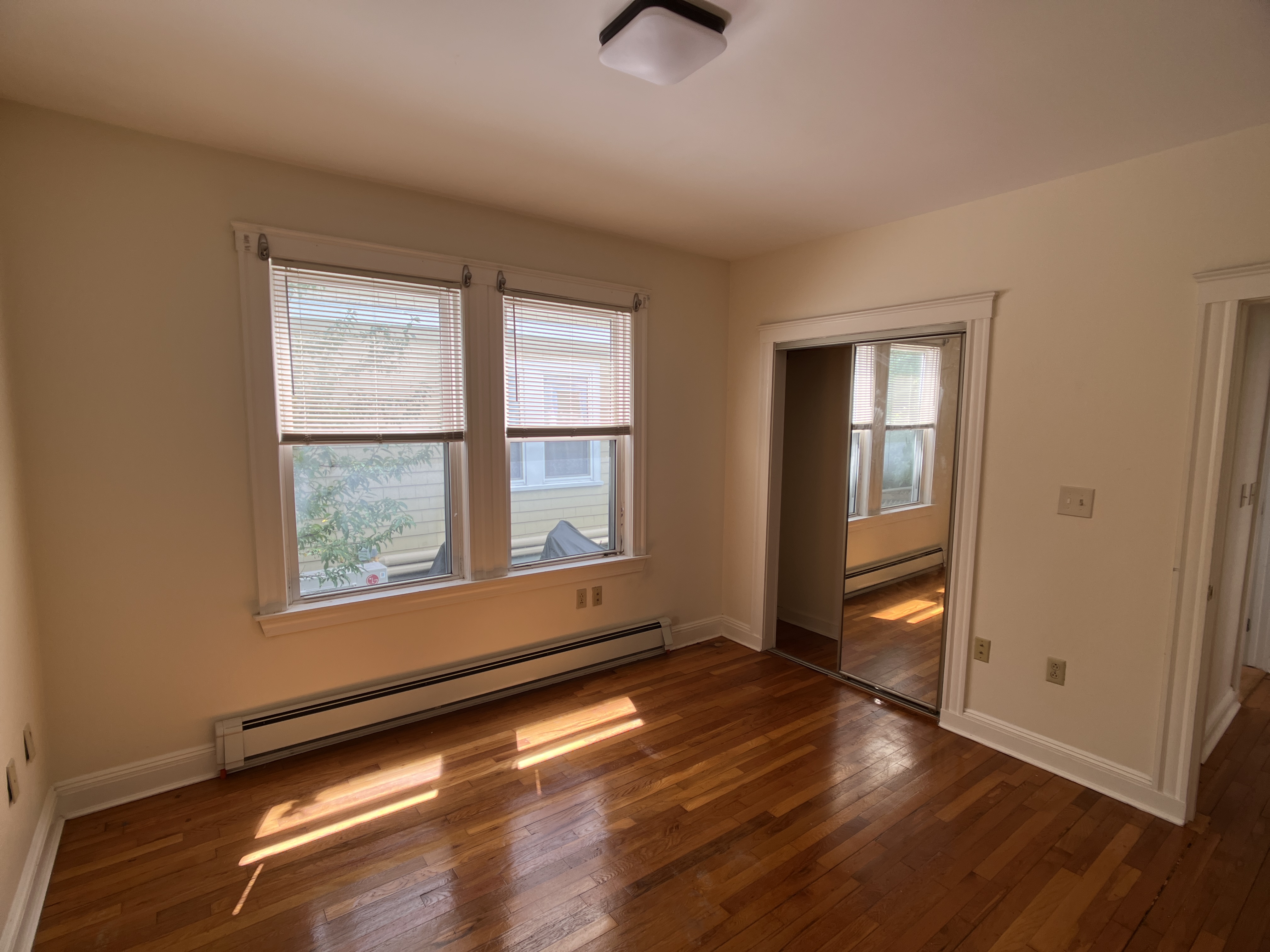 40 Gartland St, Jamaica Plain