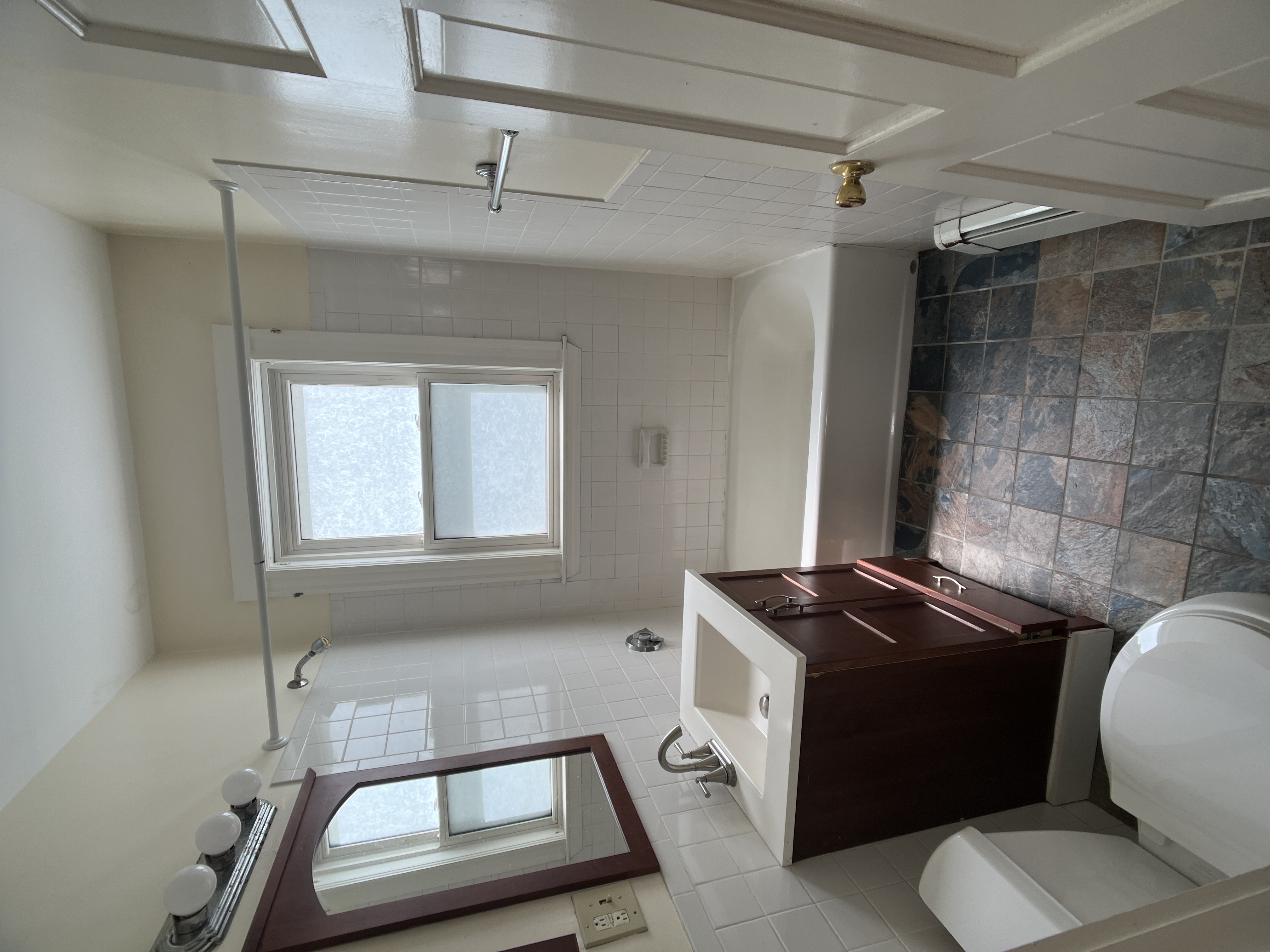 40 Gartland St, Jamaica Plain