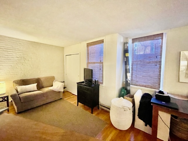 37 Tileston St, North End