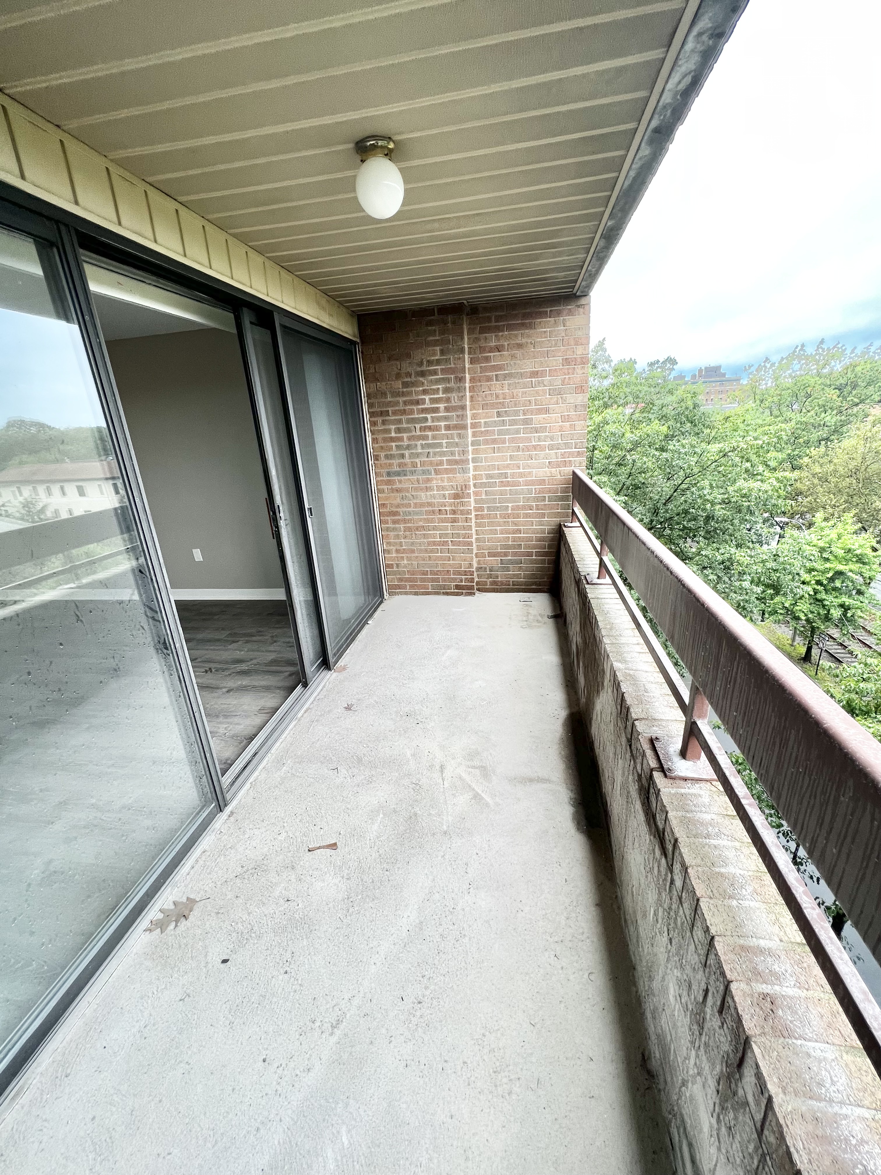 1101 Beacon St, Coolidge Corner