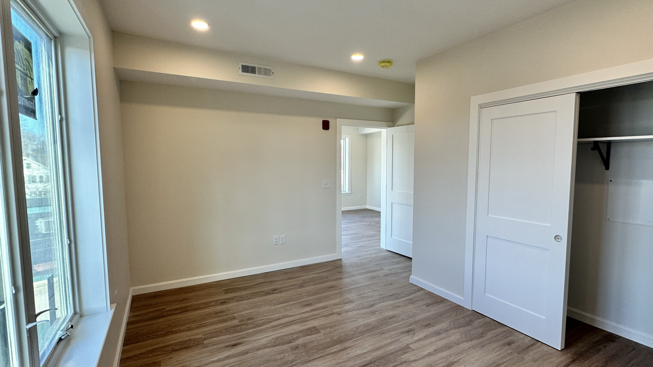 458 Washington St, Brighton