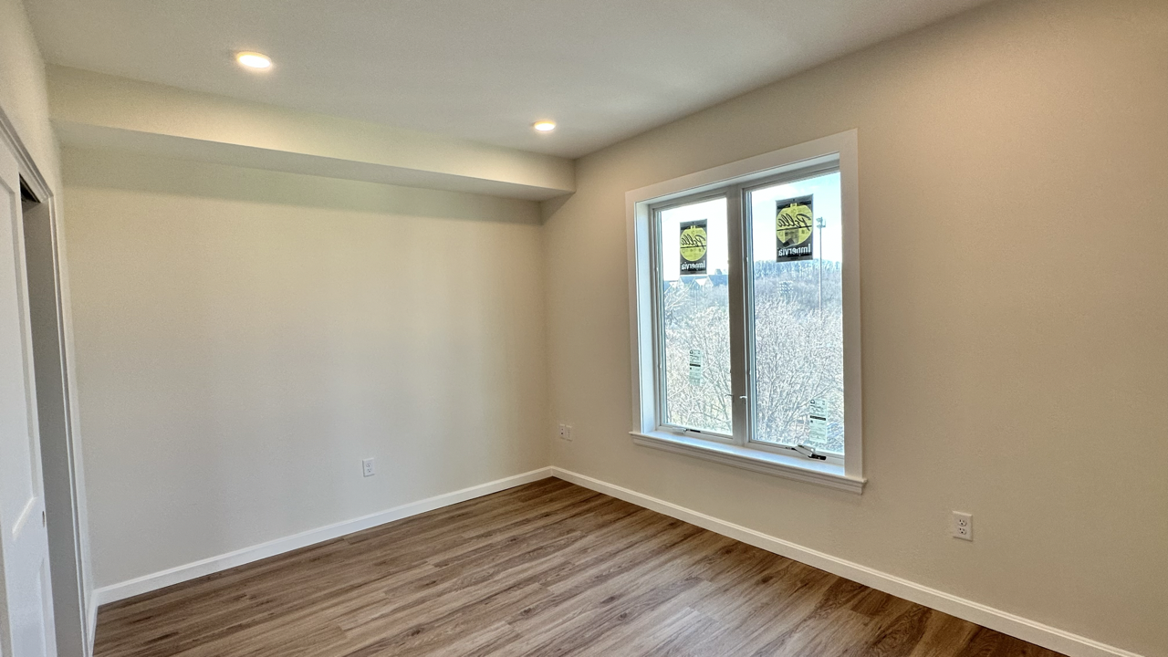 458 Washington St, Brighton