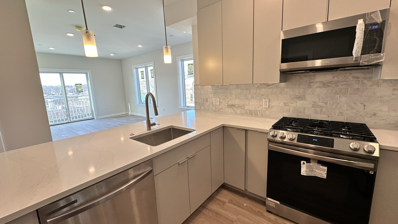 458 Washington St, Brighton