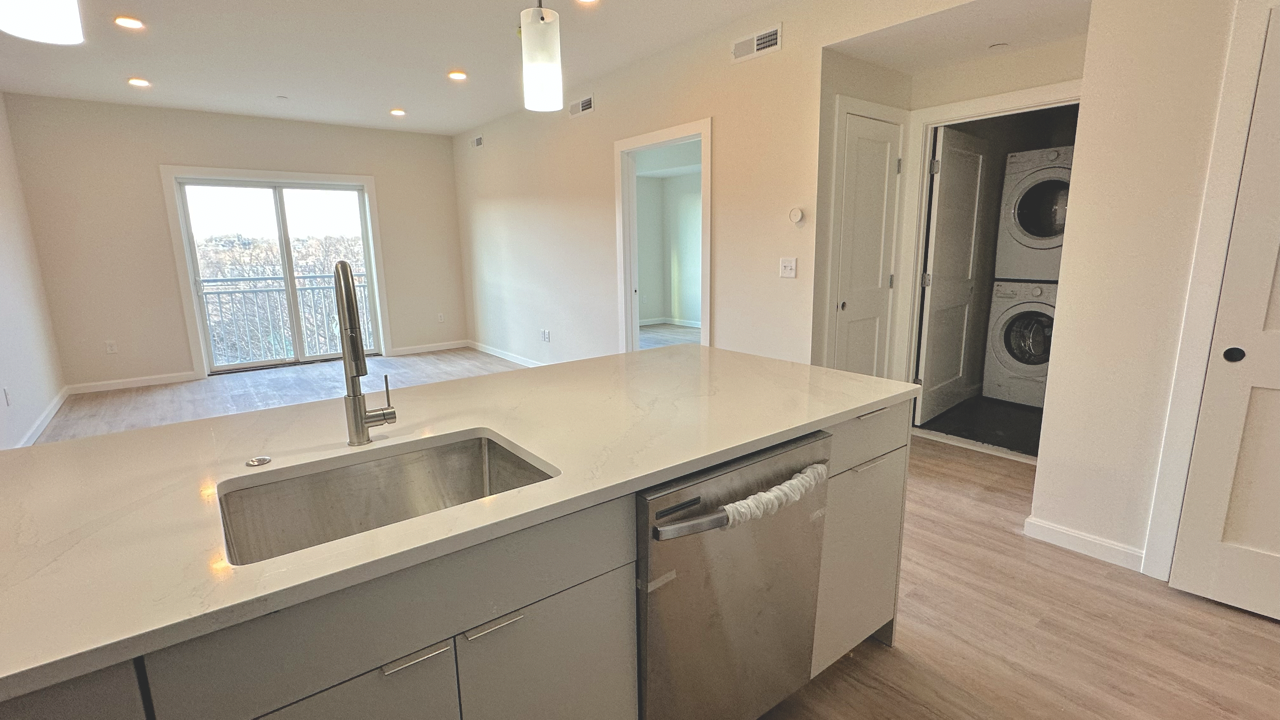 458 Washington St, Brighton