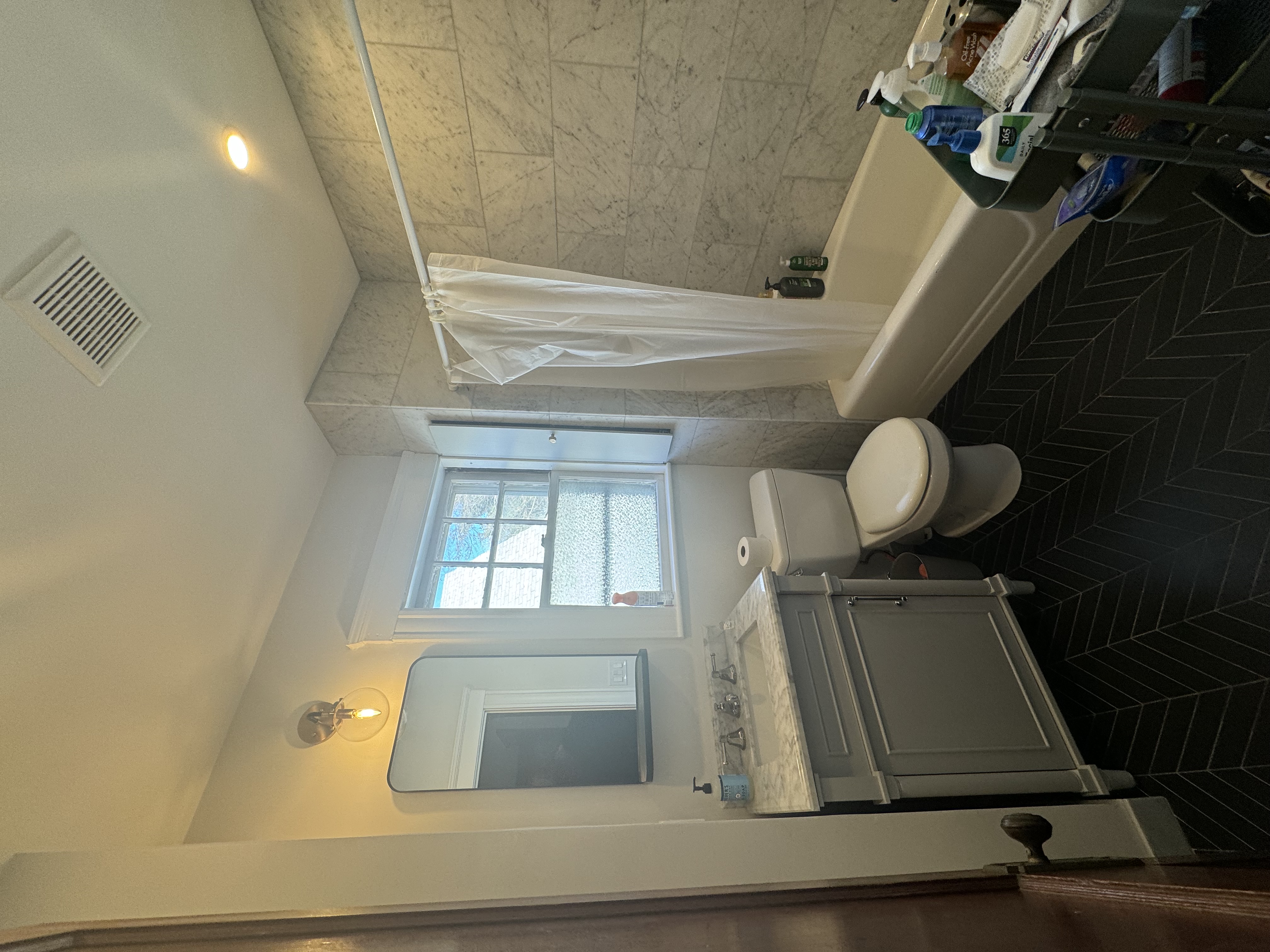 15 Upland Rd, West Somerville